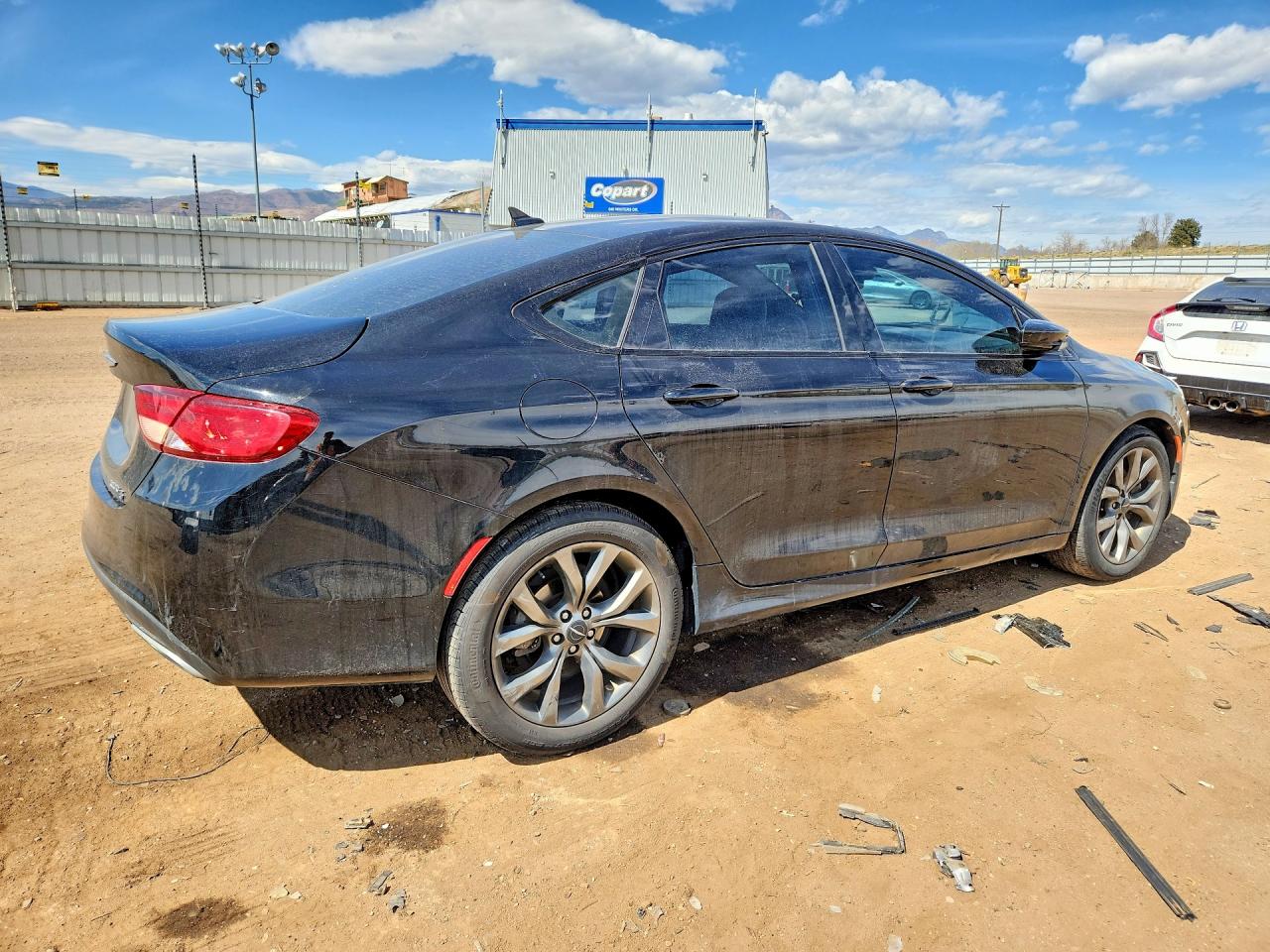 2015 CHRYSLER 200 S photo 7