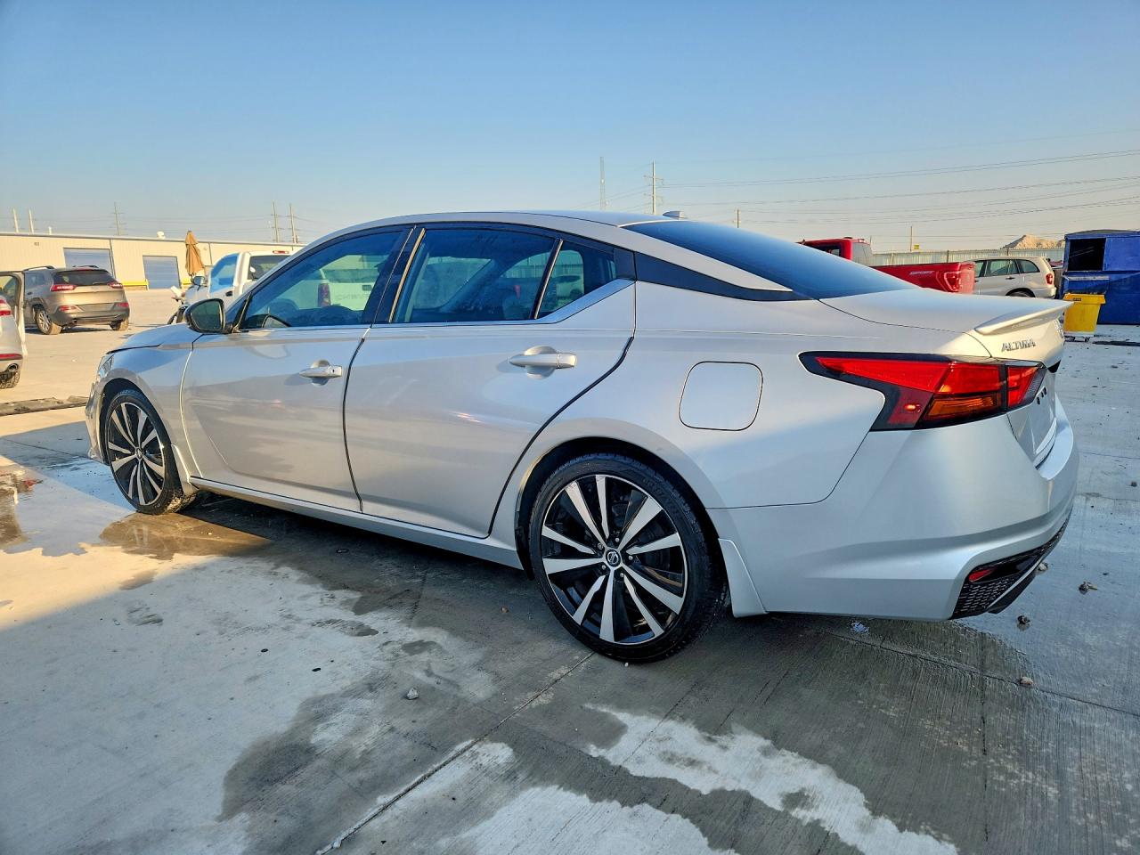 2019 NISSAN ALTIMA 2.5 SR photo 3