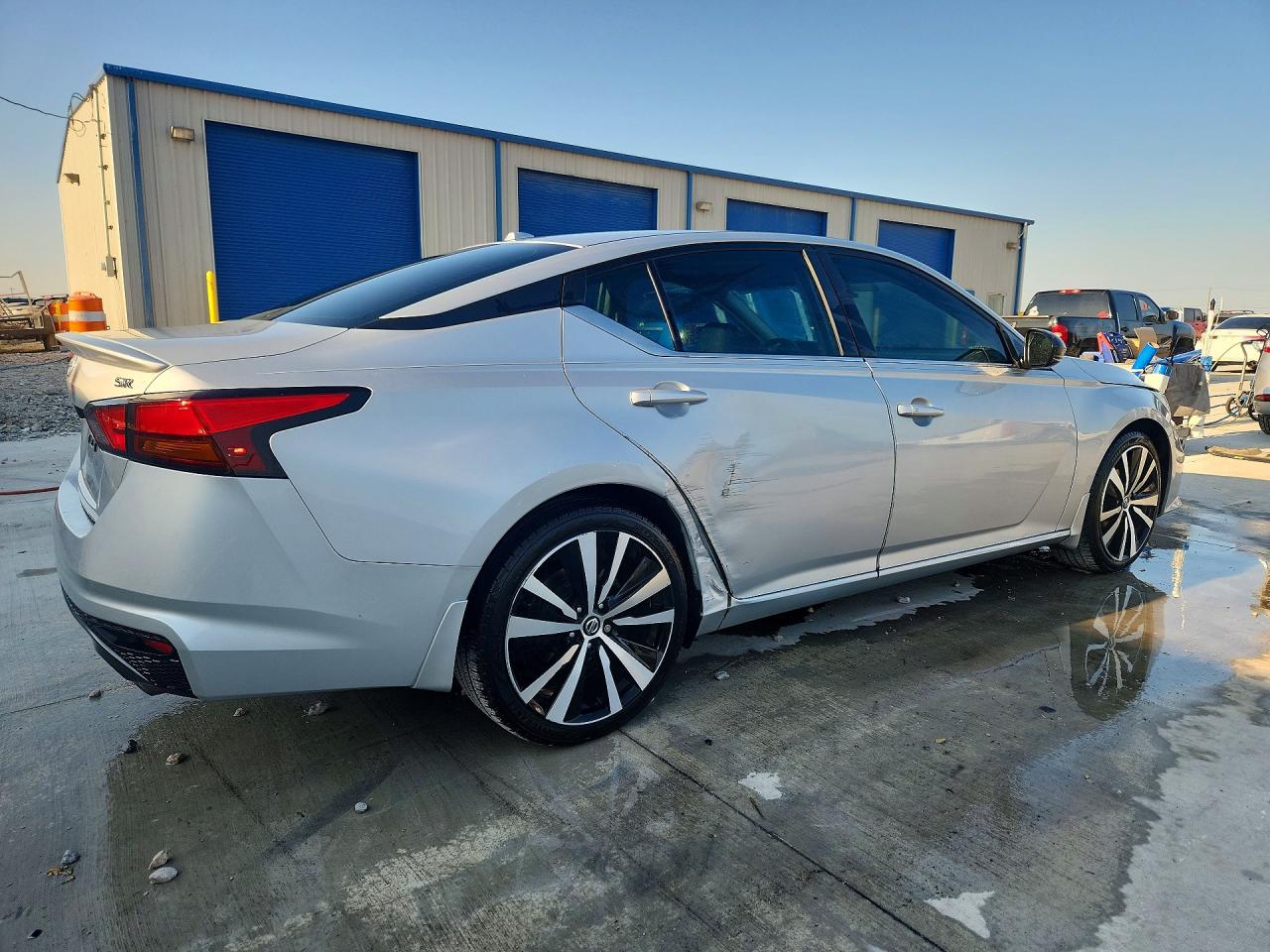 2019 NISSAN ALTIMA 2.5 SR photo 5