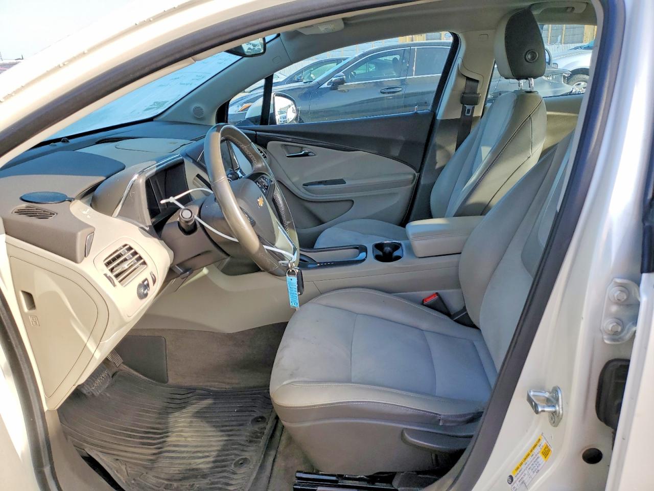 2014 CHEVROLET VOLT photo 19