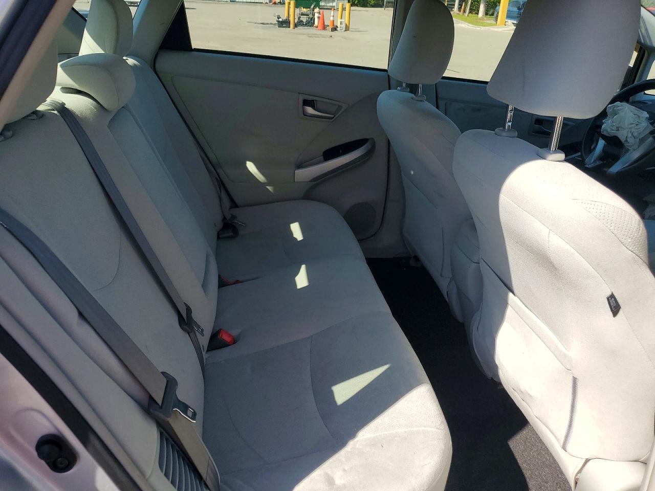 2012 TOYOTA PRIUS TWO photo 10