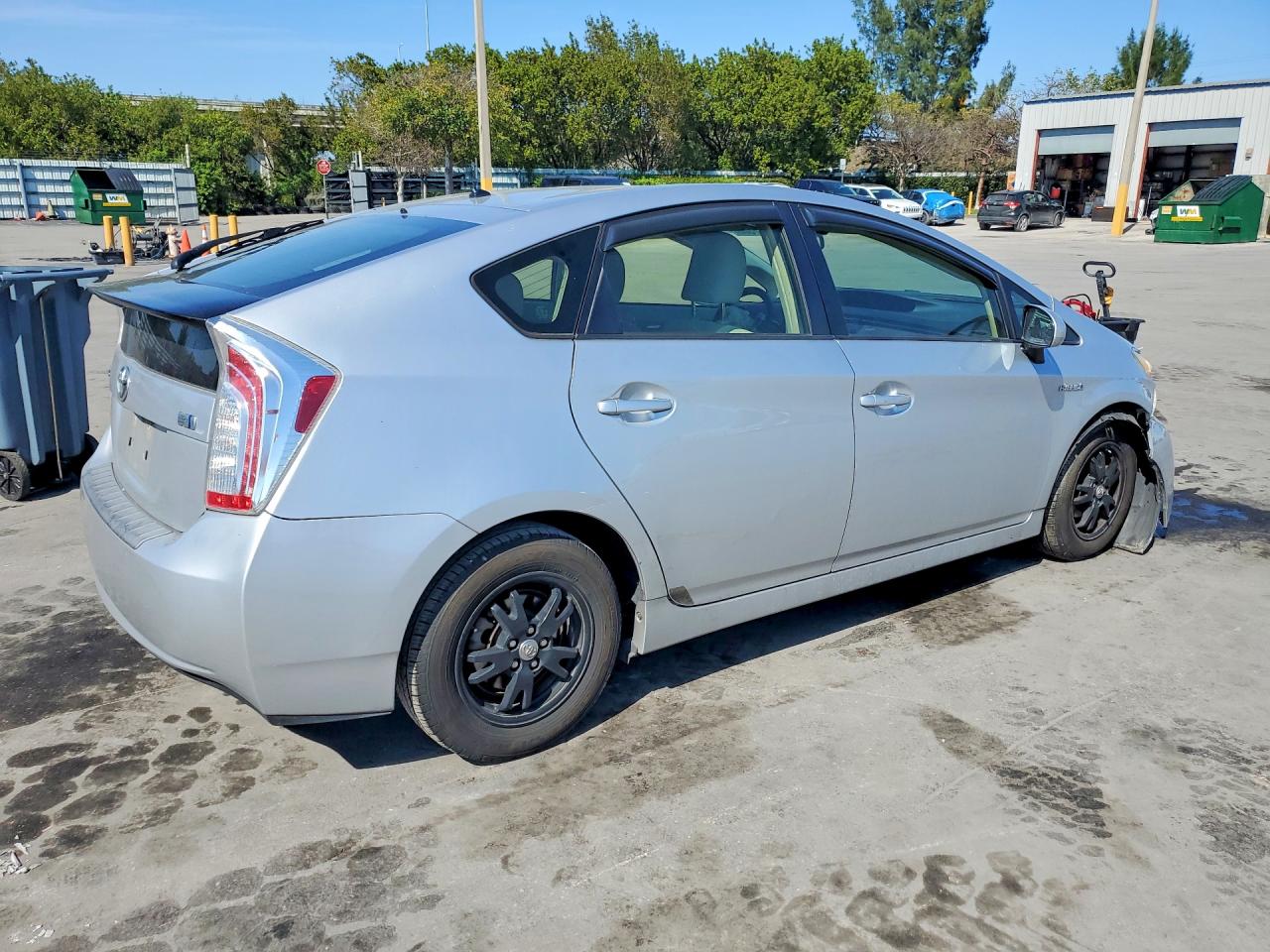 2012 TOYOTA PRIUS TWO photo 3