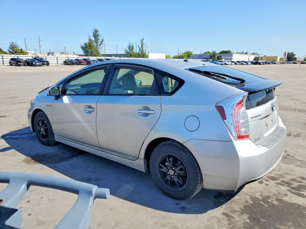 2012 TOYOTA PRIUS TWO photo 2