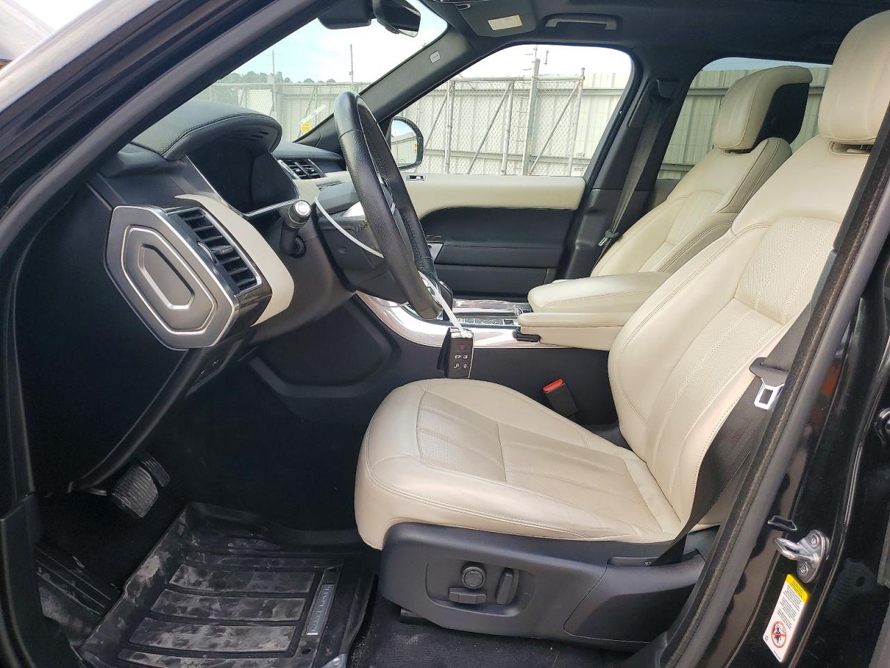 2019 LAND ROVER RANGE ROVER SPORT HSE photo 7