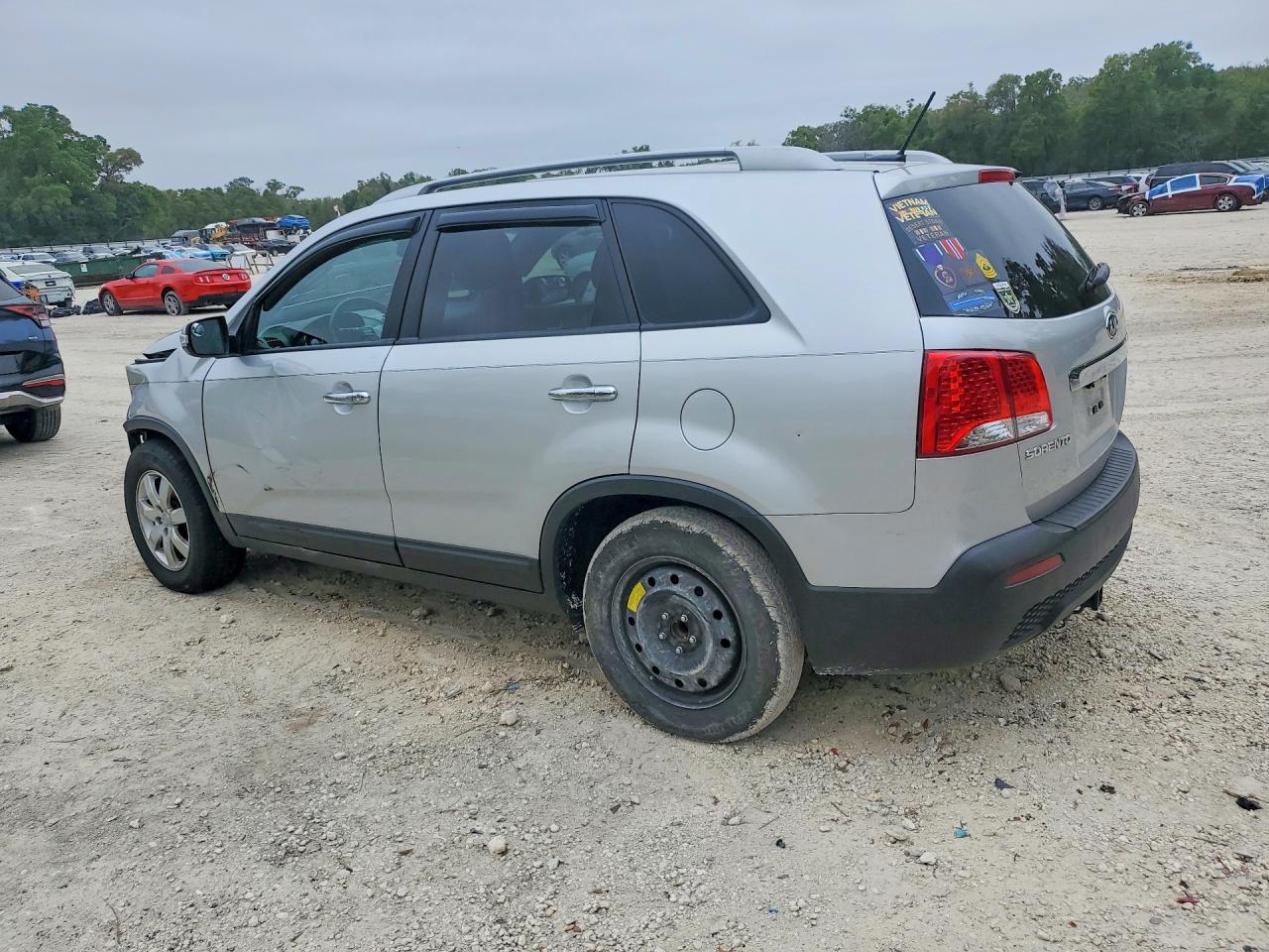 2012 KIA SORENTO LX photo 3