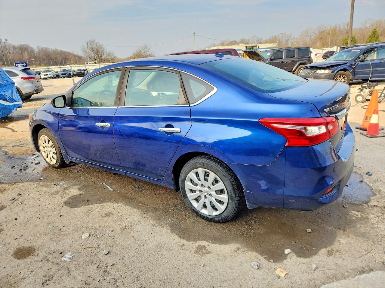 2017 NISSAN SENTRA SV photo 3