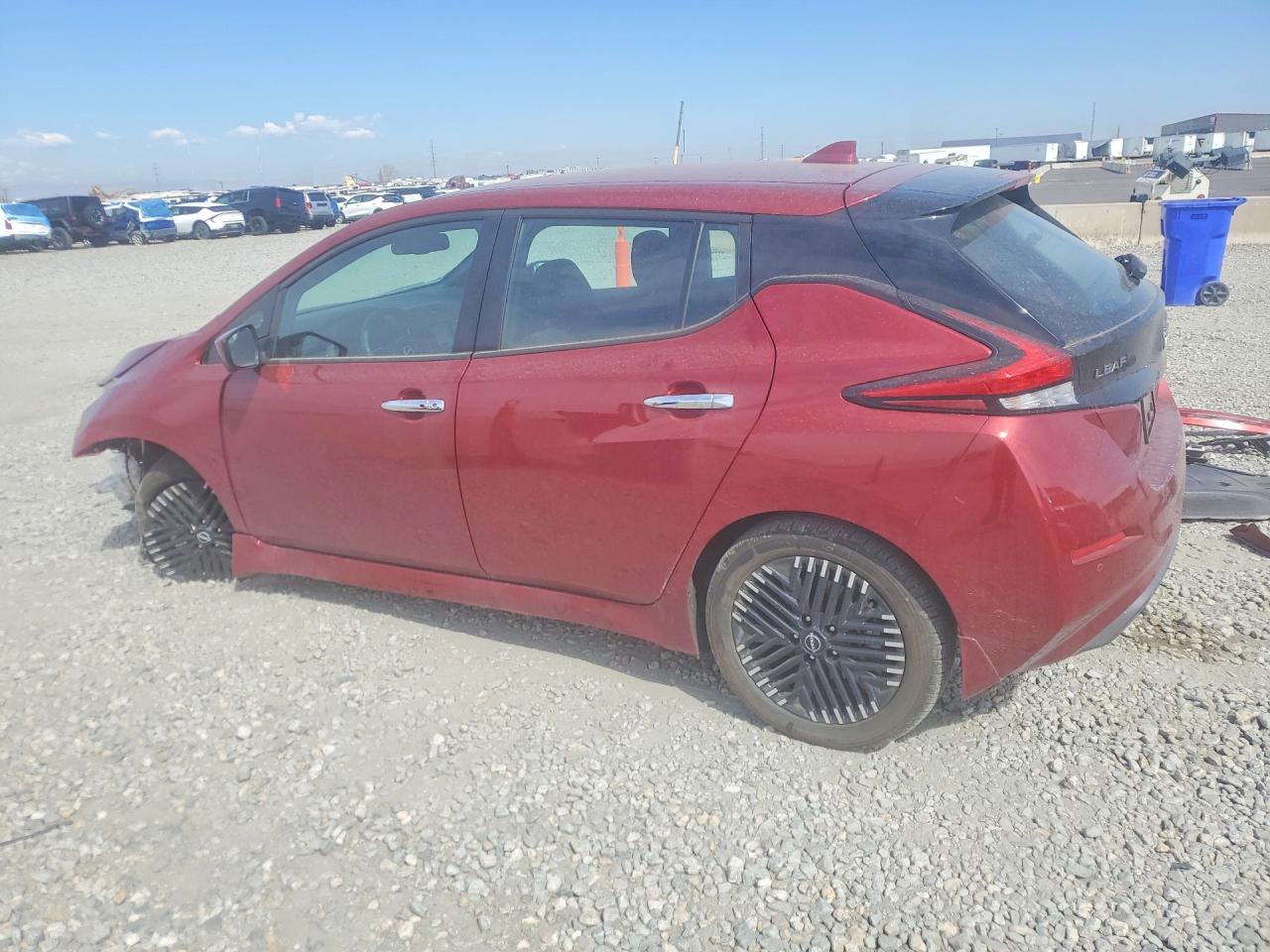 2025 NISSAN LEAF SV PLUS photo 3