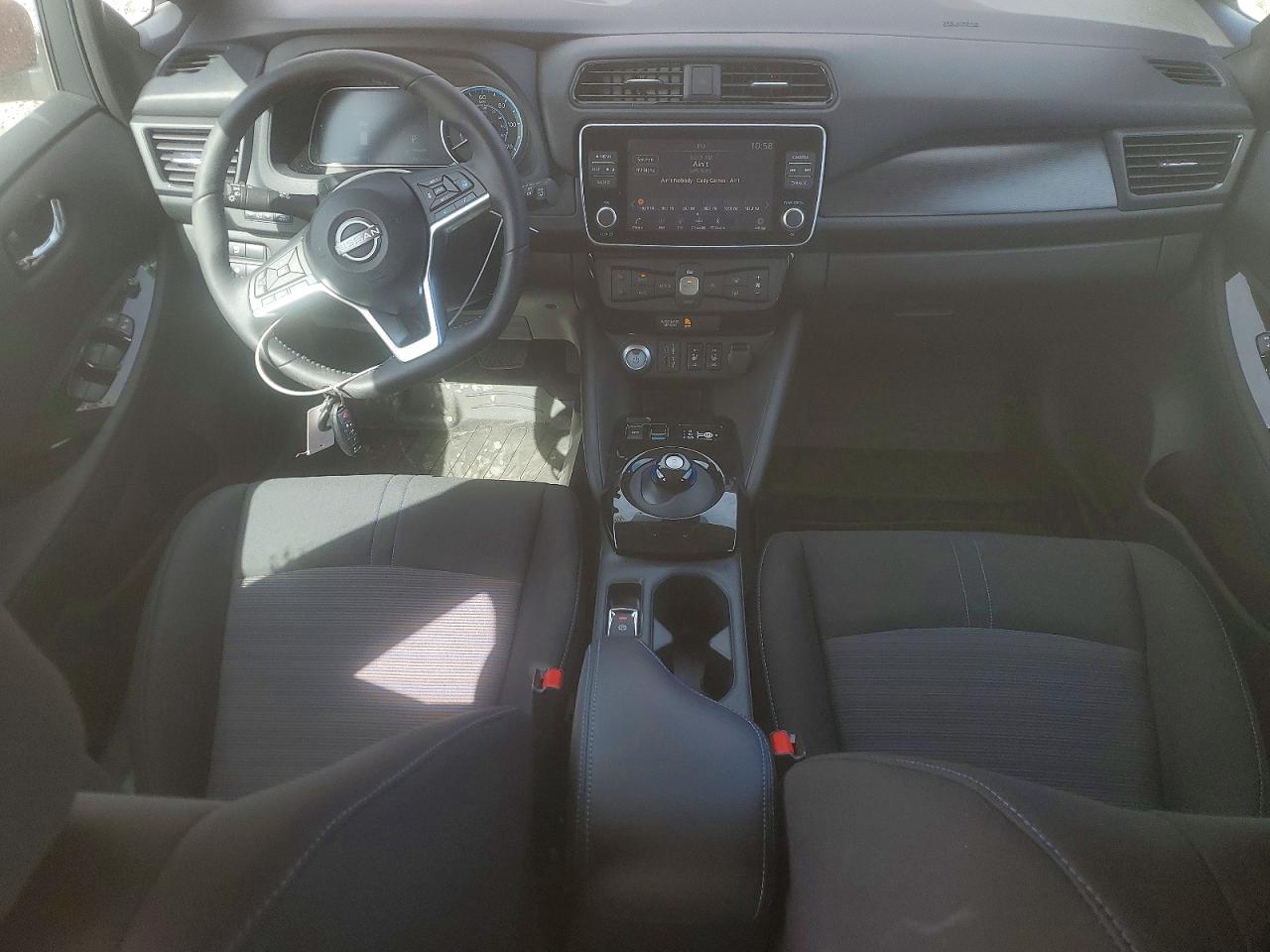 2025 NISSAN LEAF SV PLUS photo 15