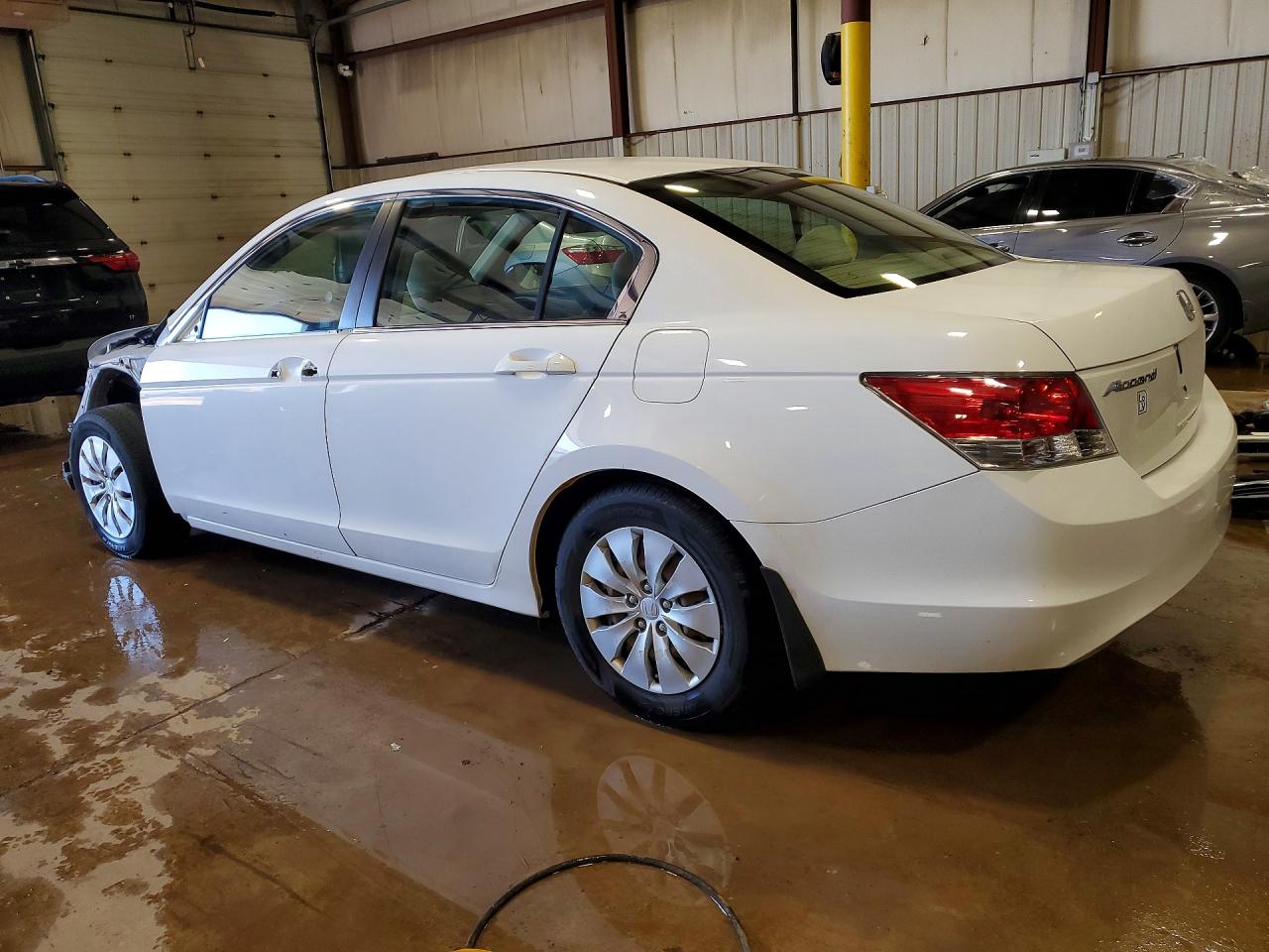 2009 HONDA ACCORD LX photo 5