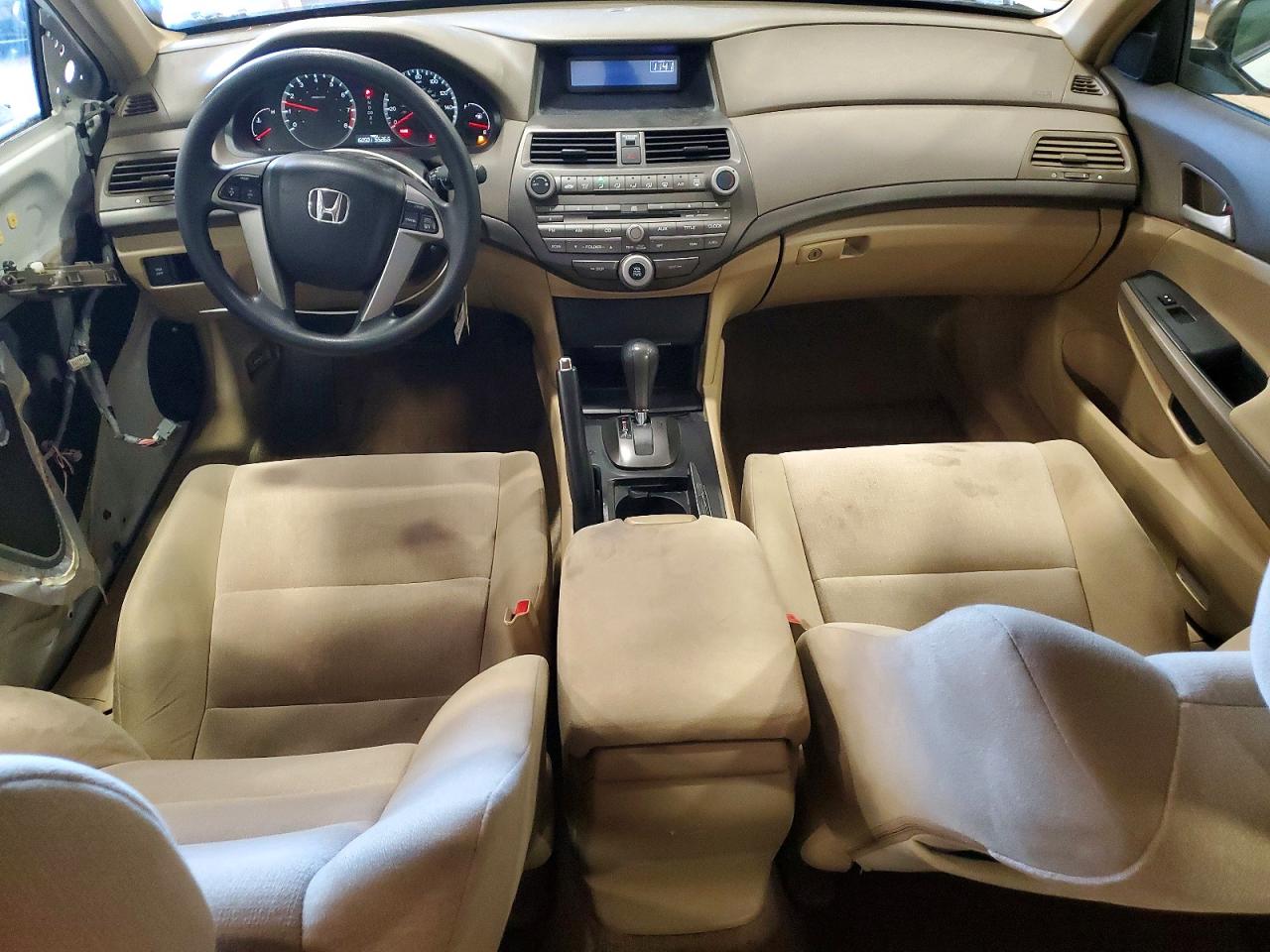 2009 HONDA ACCORD LX photo 29