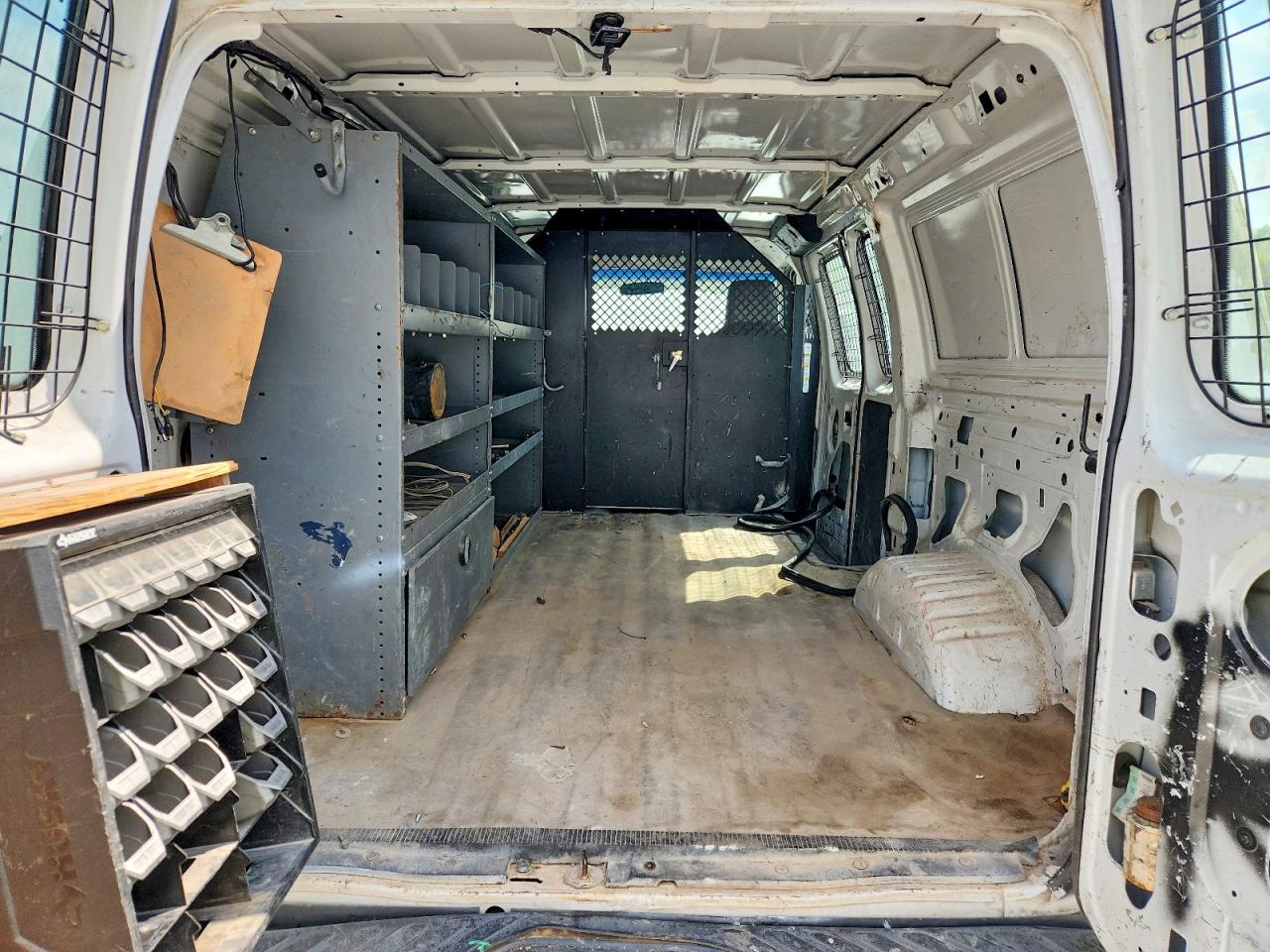 2011 FORD E250 UTILITY / SERVICE VAN photo 28