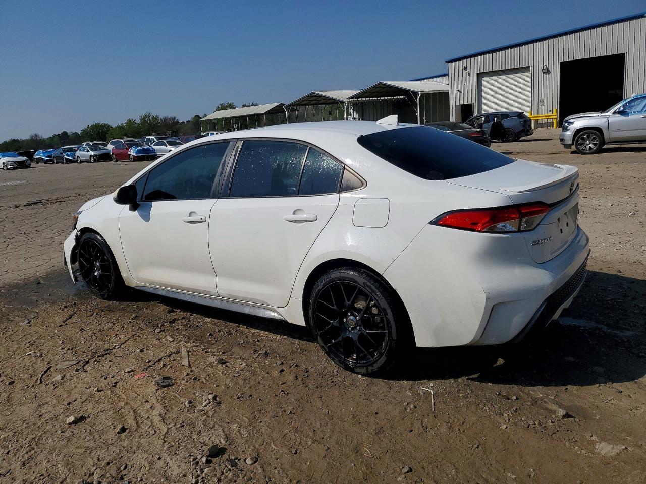 2020 TOYOTA COROLLA SE photo 2