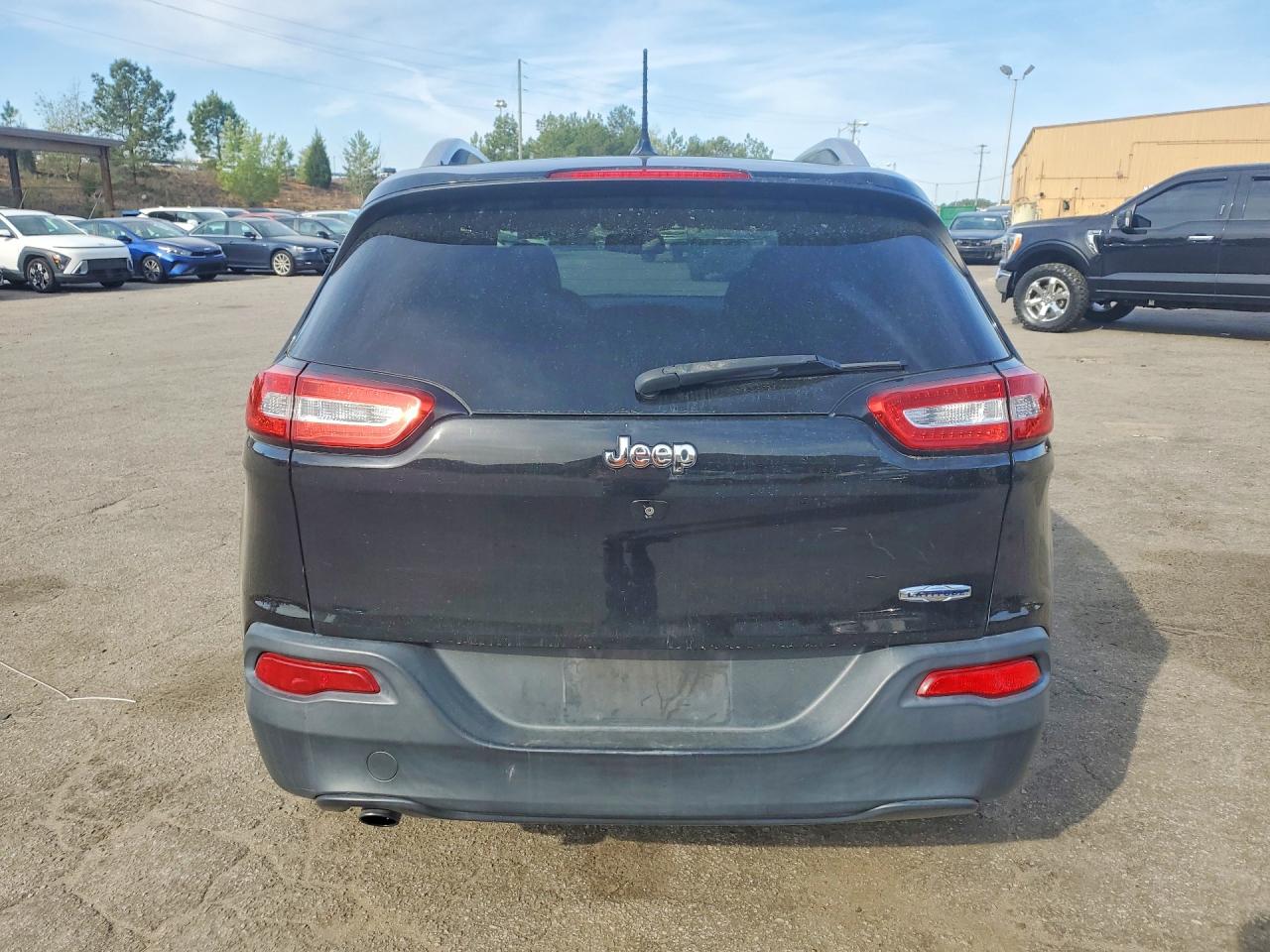 2018 JEEP CHEROKEE LATITUDE photo 6