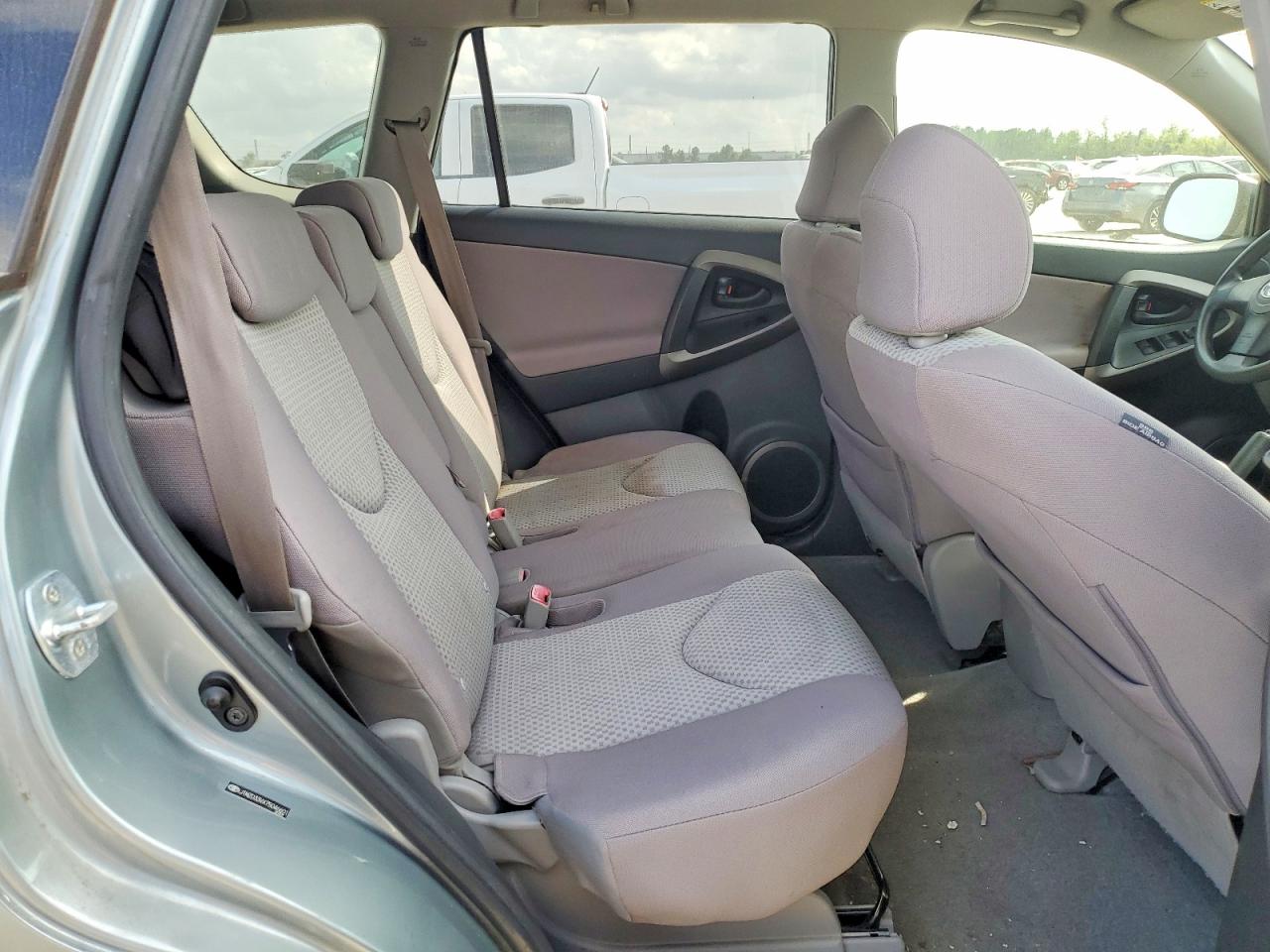 2007 TOYOTA RAV4 BASE photo 31
