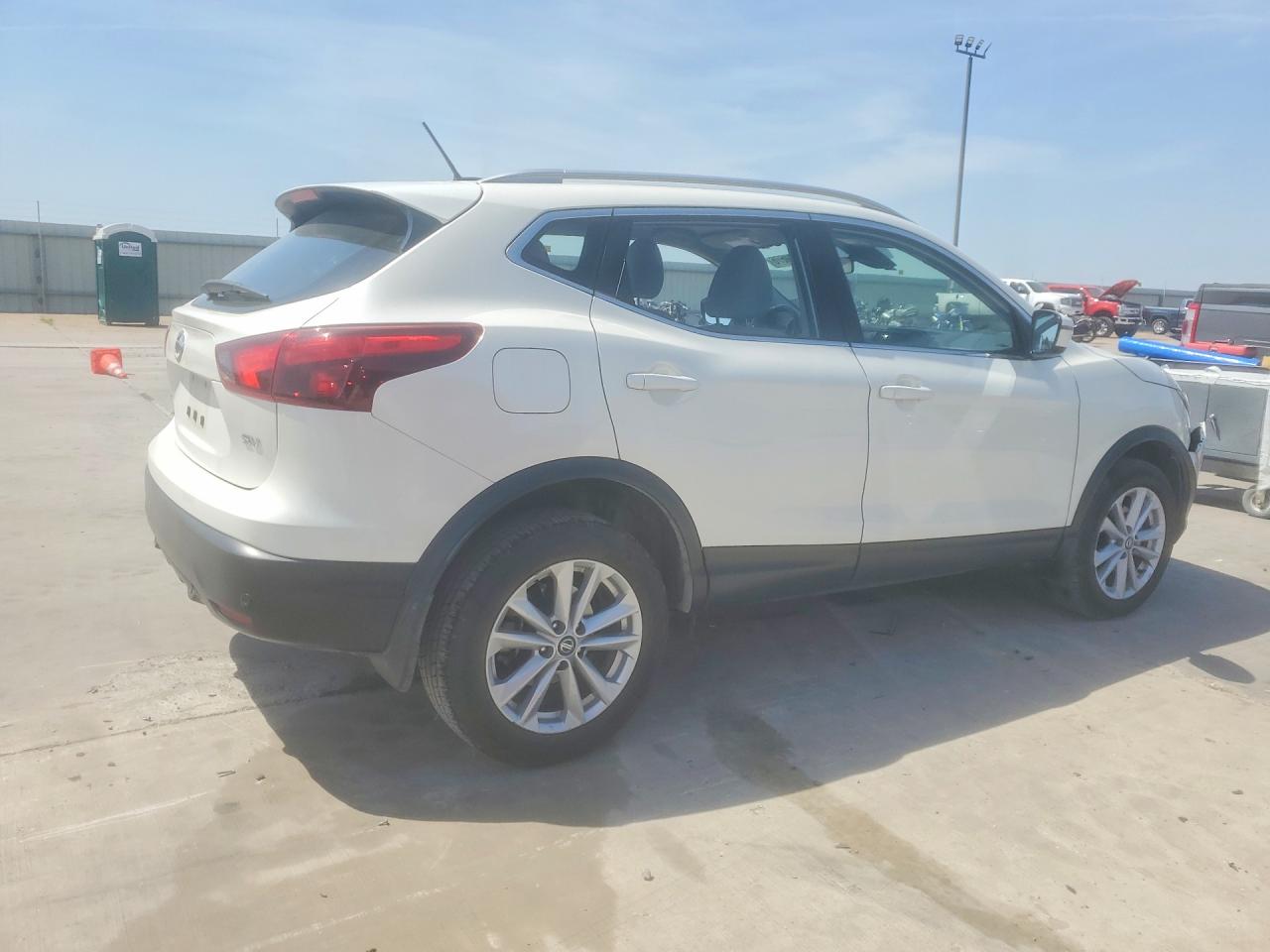 2019 NISSAN ROGUE SPORT SV photo 3