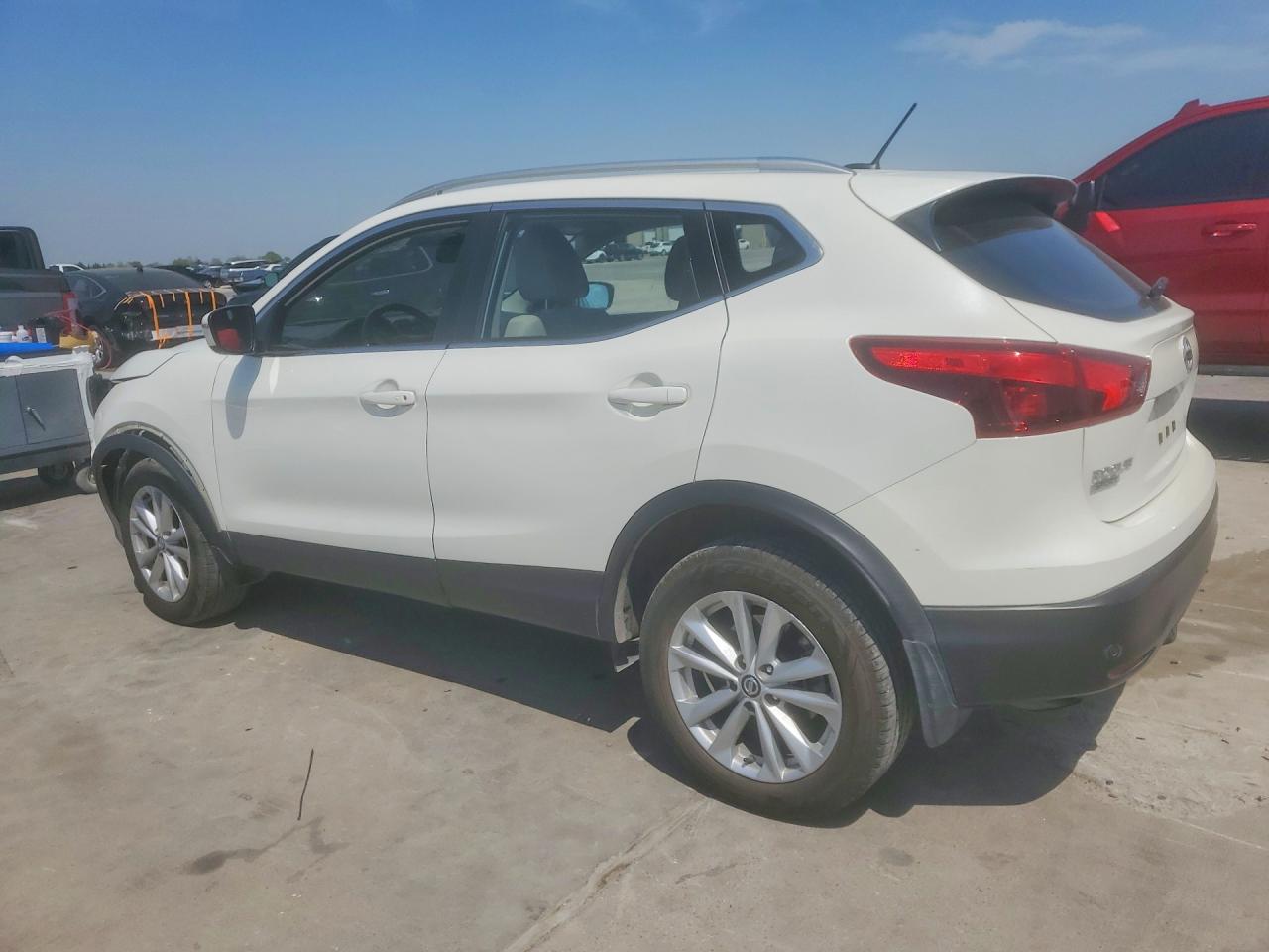 2019 NISSAN ROGUE SPORT SV photo 2