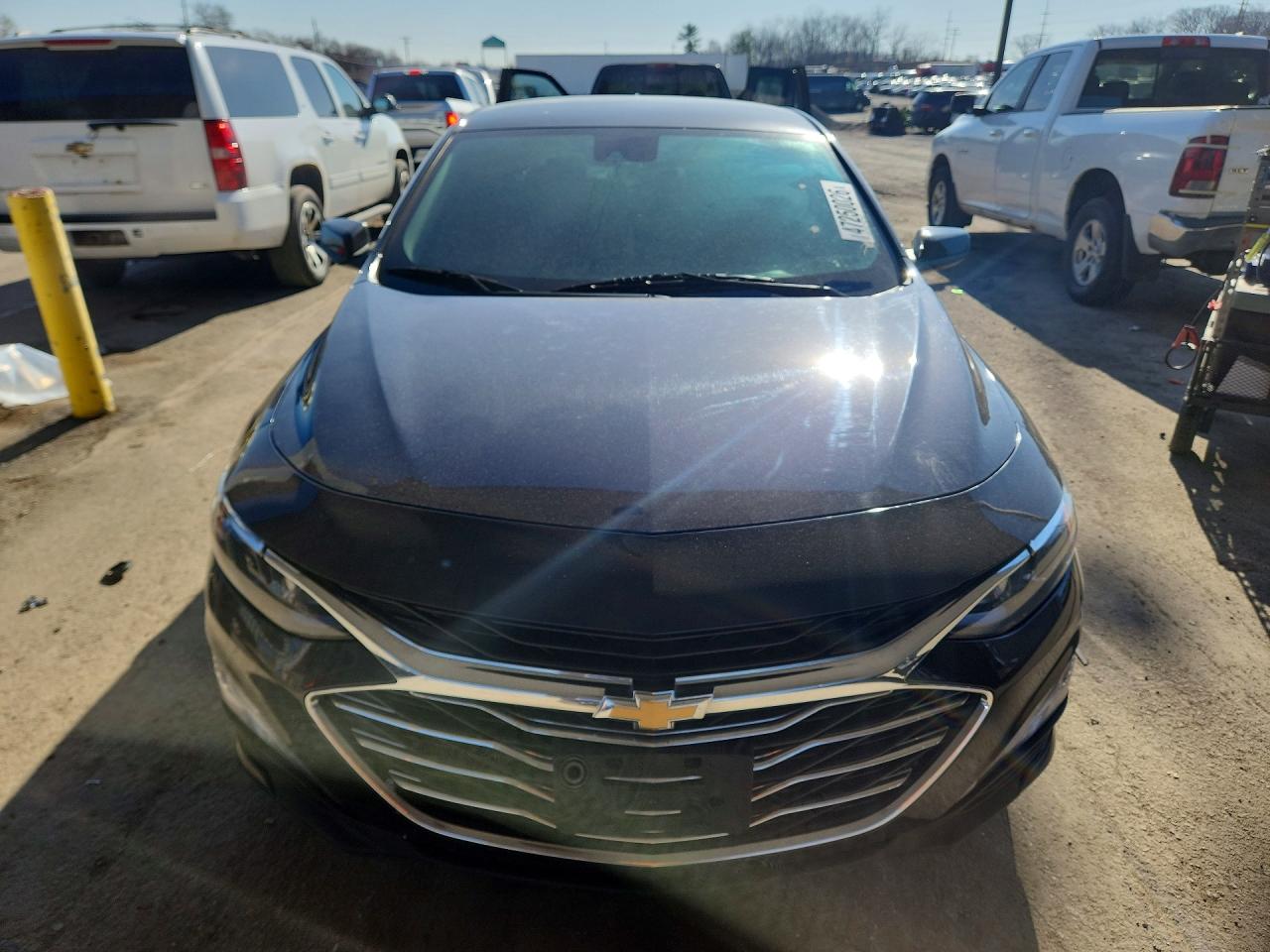 2023 CHEVROLET MALIBU LT photo 9