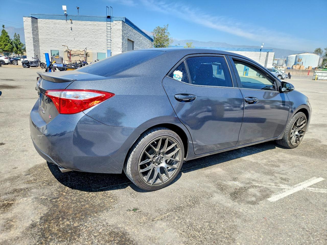 2014 TOYOTA COROLLA S photo 3