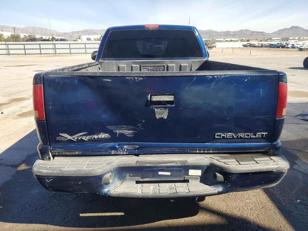 2000 CHEVROLET S TRUCK S10 photo 6