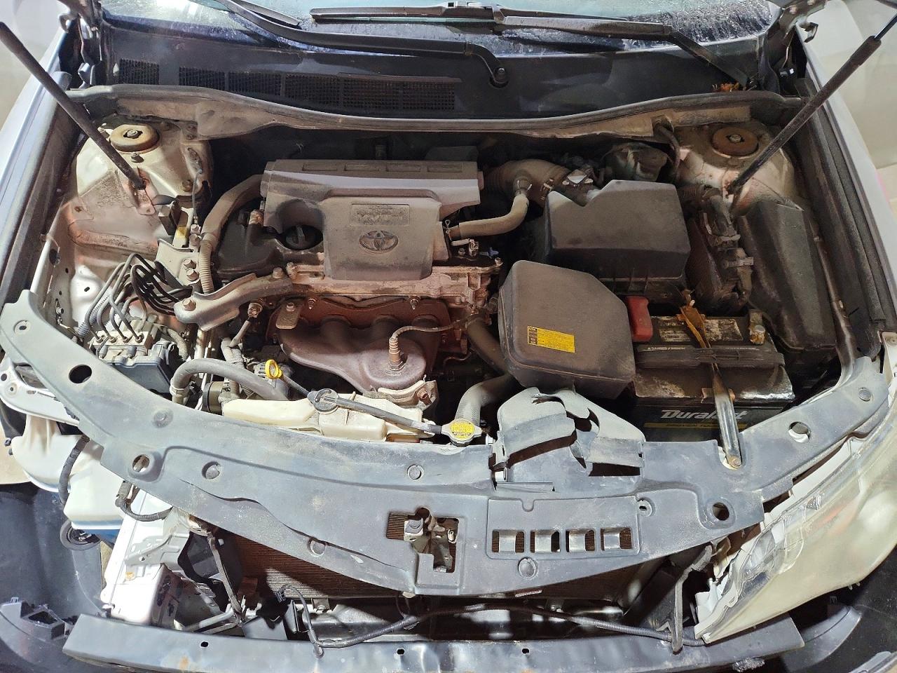 2012 TOYOTA CAMRY LE photo 21