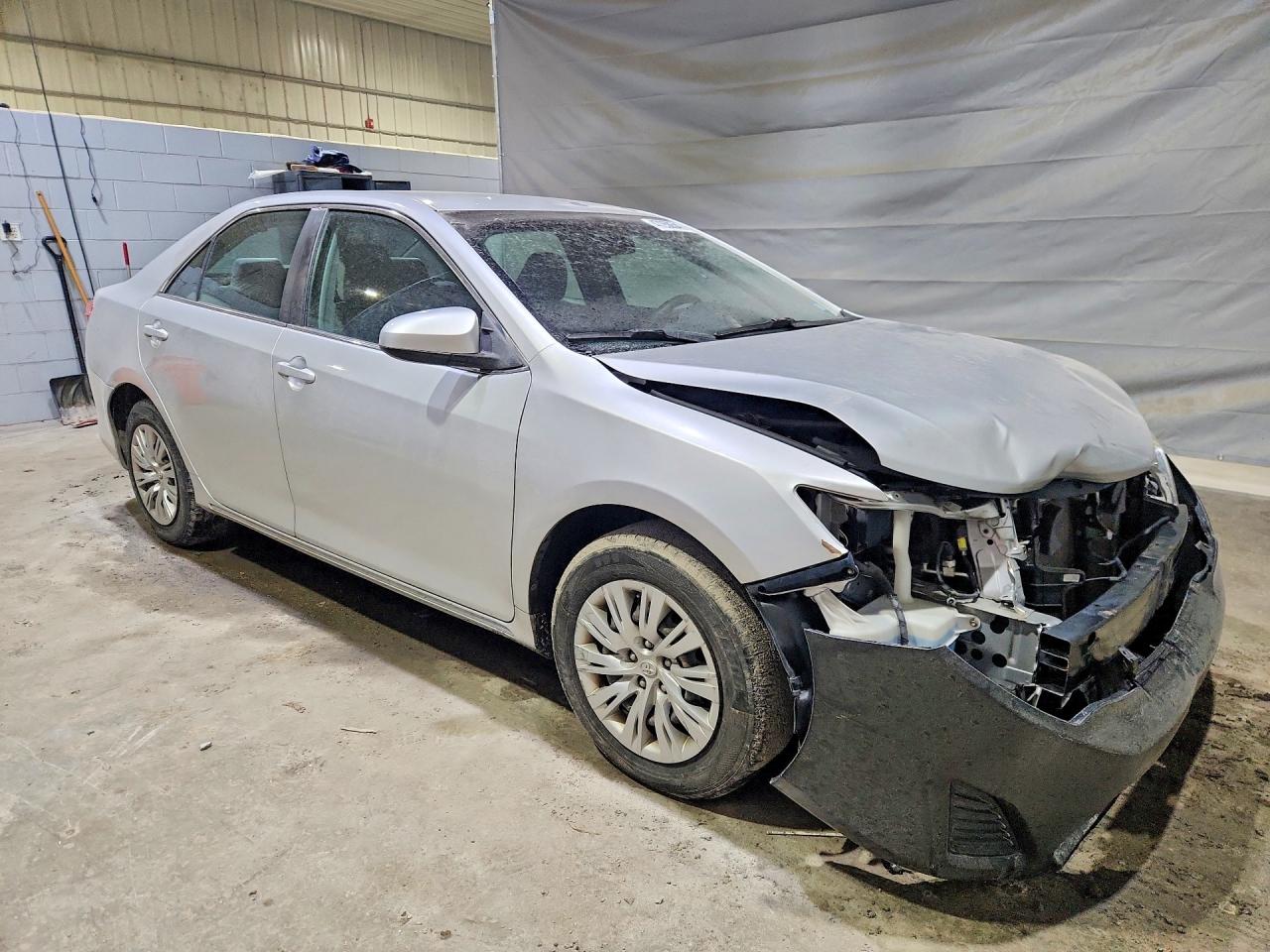 2012 TOYOTA CAMRY LE photo 7