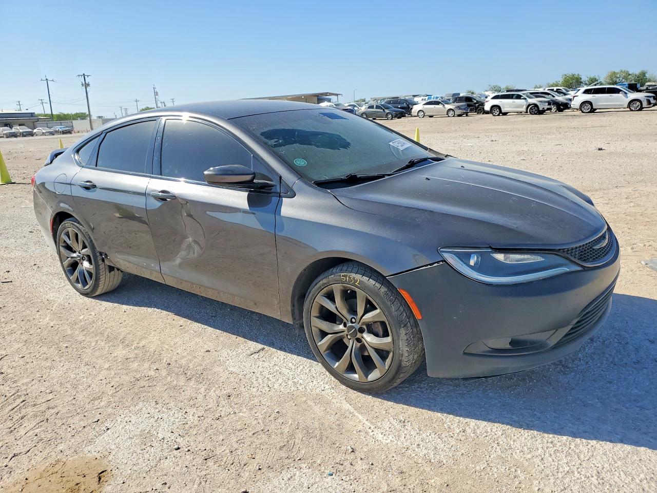 2016 CHRYSLER 200 photo 10