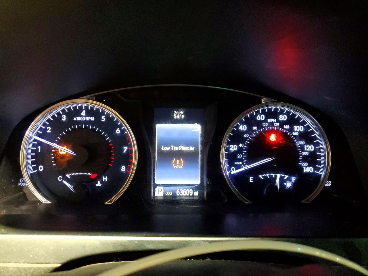 2016 TOYOTA CAMRY LE photo 25
