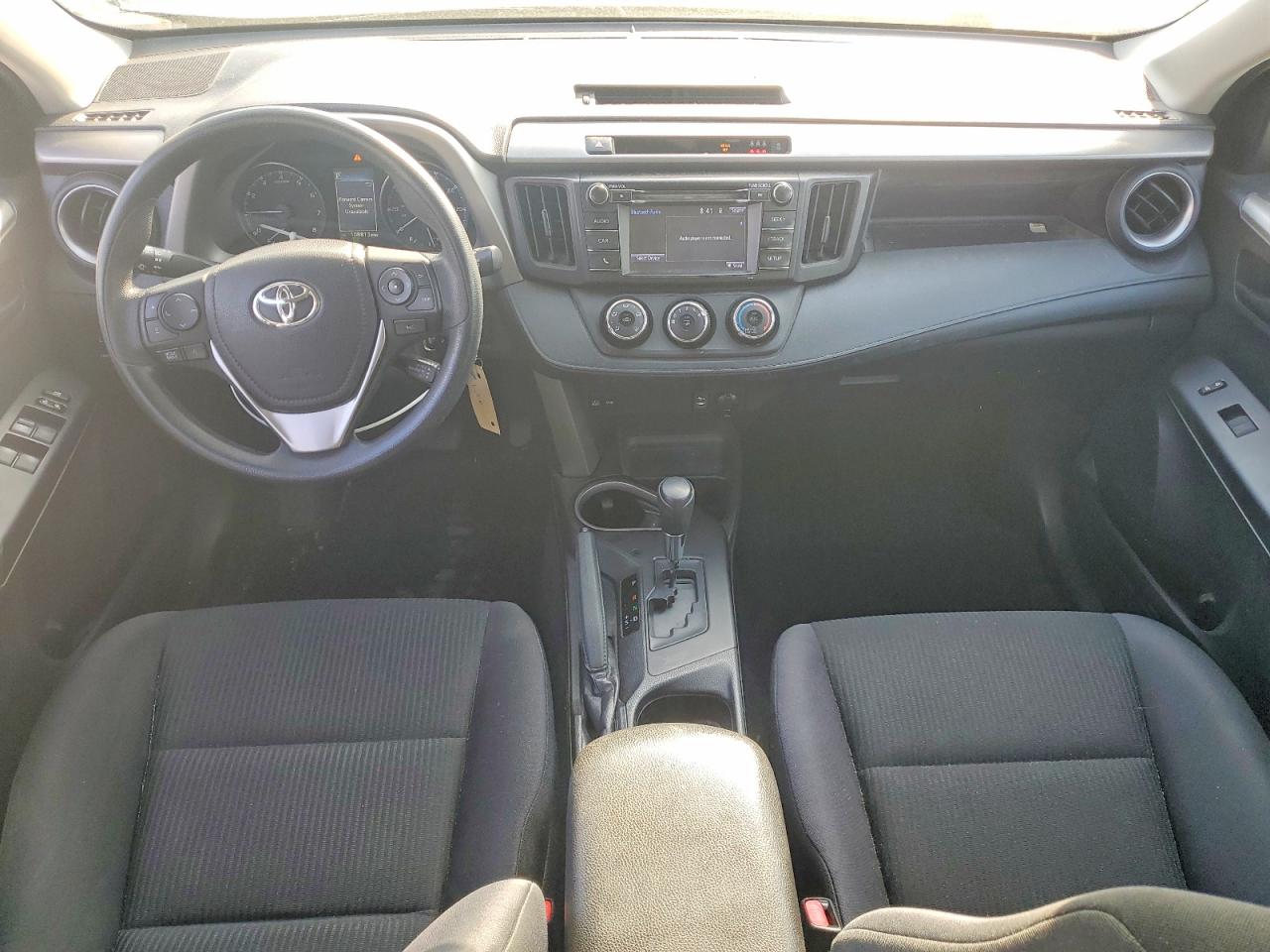 2017 TOYOTA RAV4 LE photo 8