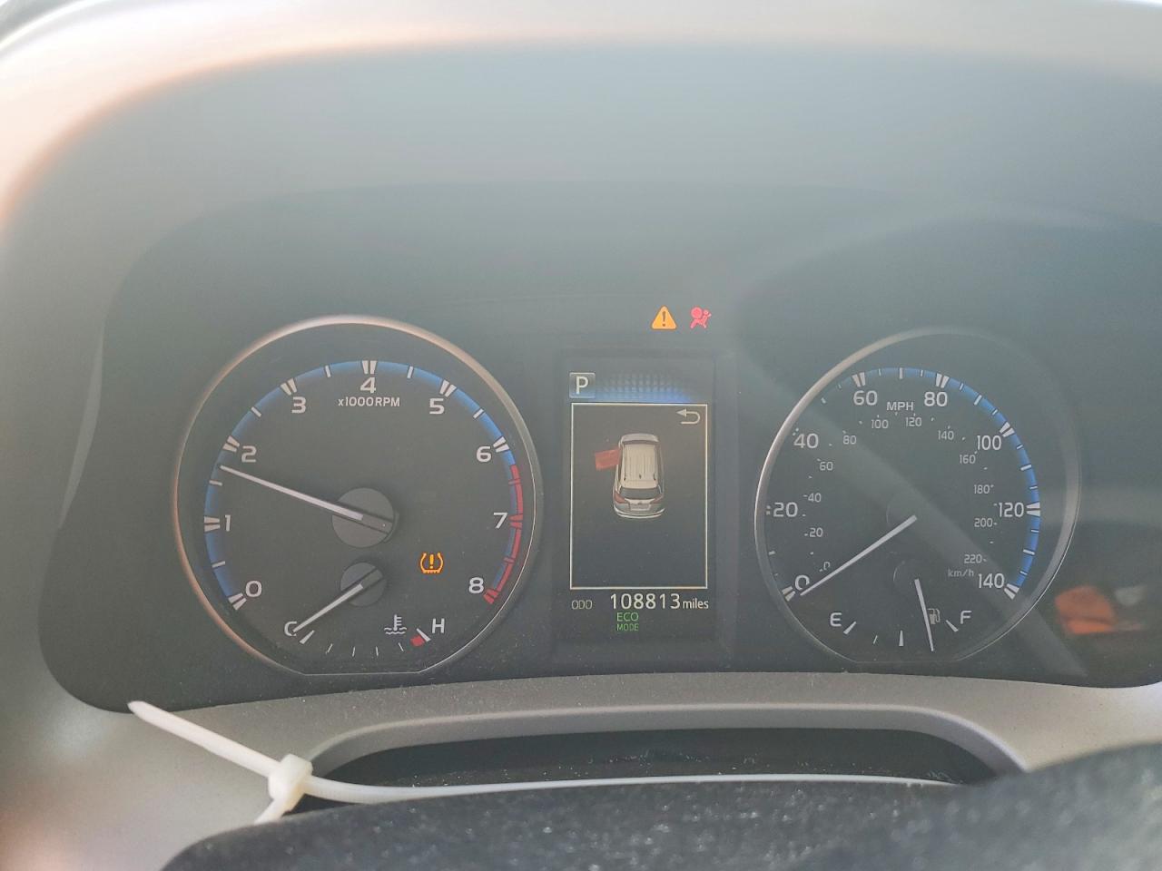 2017 TOYOTA RAV4 LE photo 9
