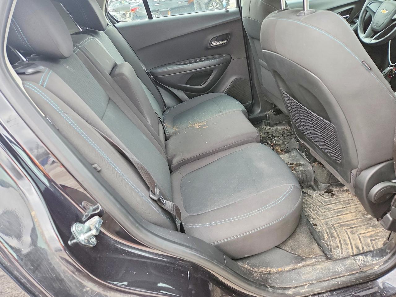 2015 CHEVROLET TRAX LS photo 21