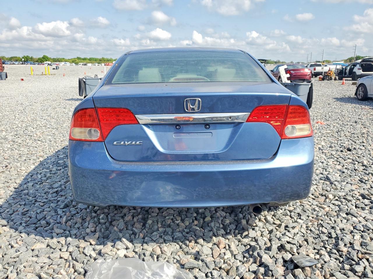 2010 HONDA CIVIC LX photo 16