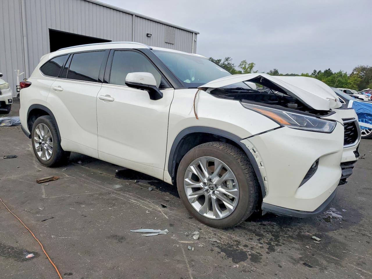 2021 TOYOTA HIGHLANDER LIMITED photo 10