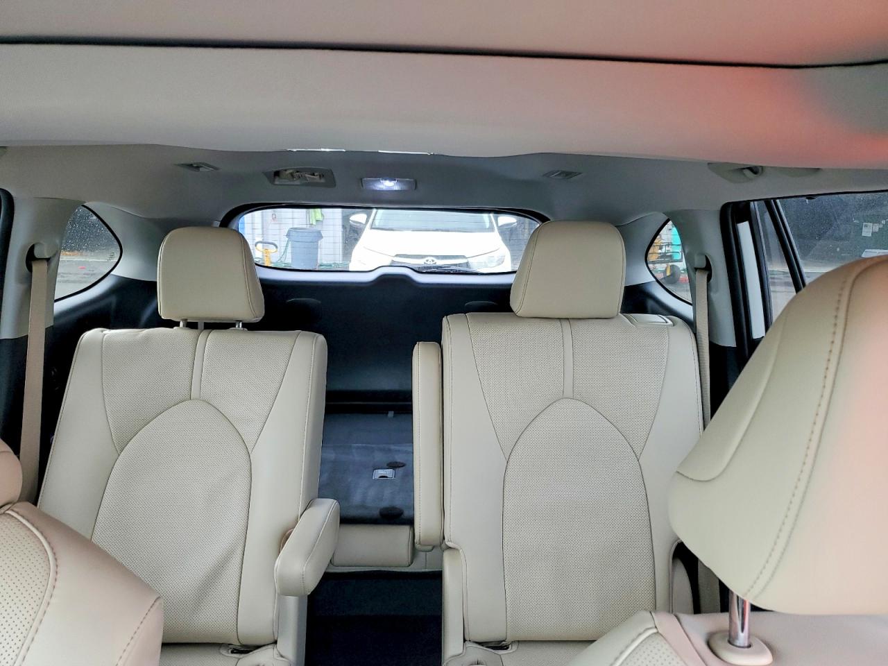 2021 TOYOTA HIGHLANDER LIMITED photo 28