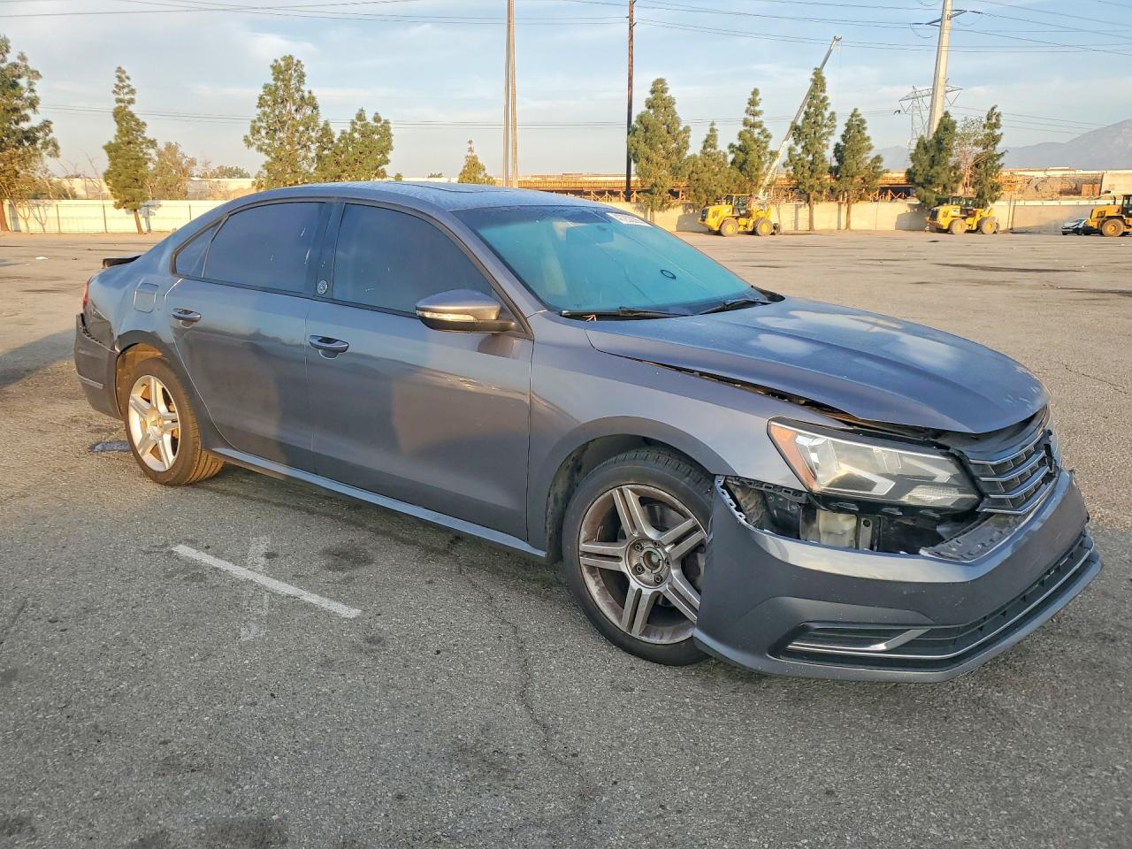 2019 VOLKSWAGEN PASSAT photo 7