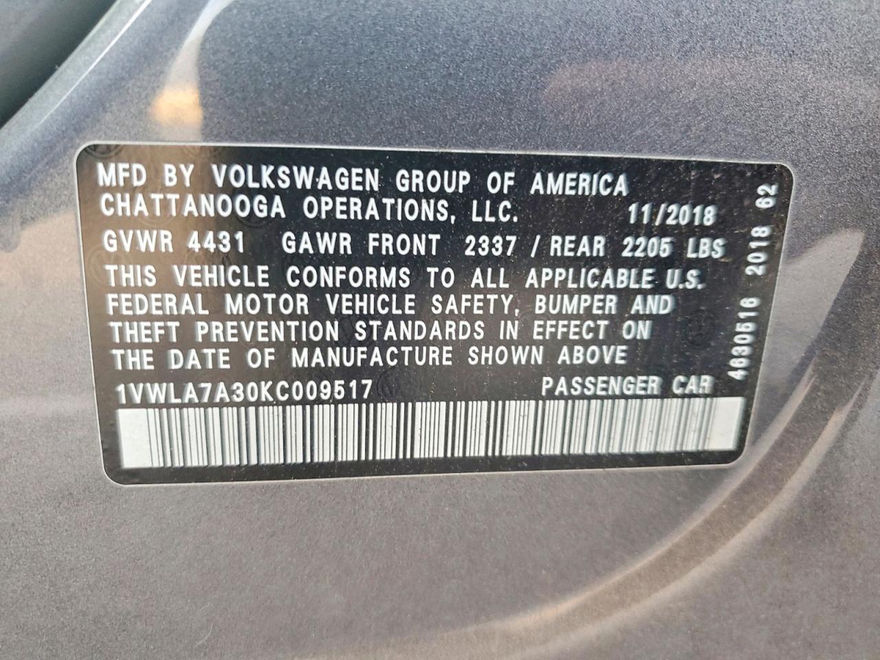 2019 VOLKSWAGEN PASSAT photo 23
