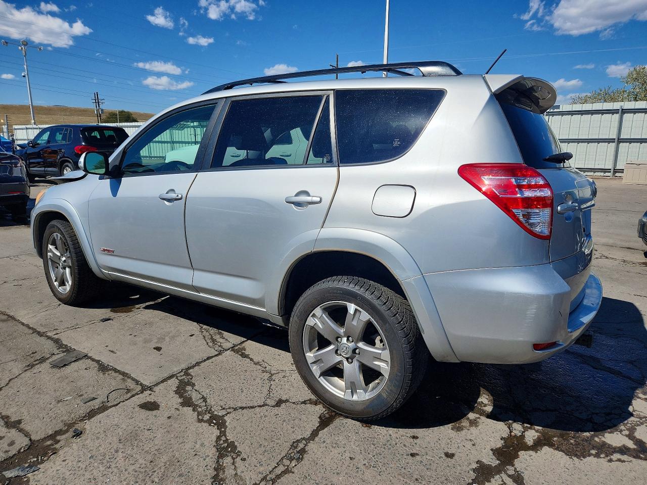 2011 TOYOTA RAV4 SPORT photo 2