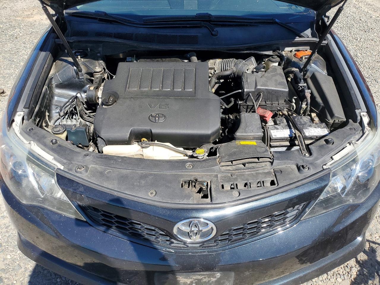 2013 TOYOTA CAMRY SE V6 photo 11