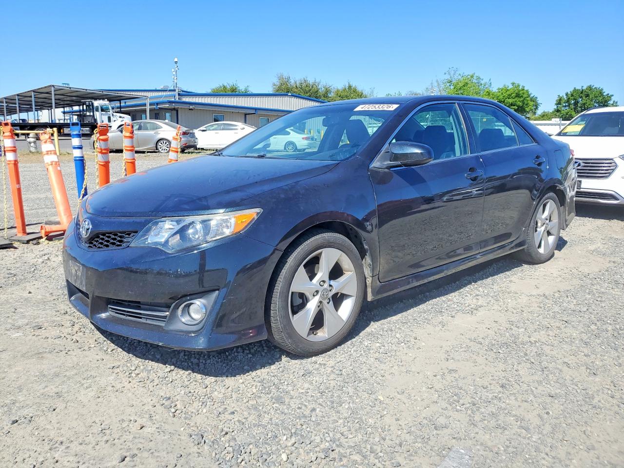 2013 TOYOTA CAMRY