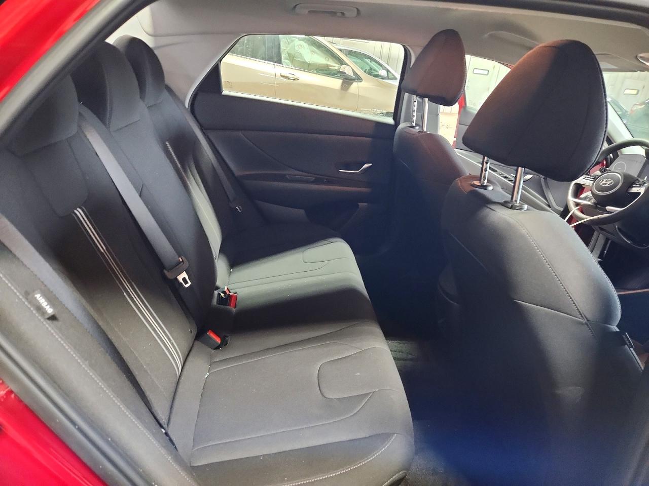 2024 HYUNDAI ELANTRA SEL photo 19