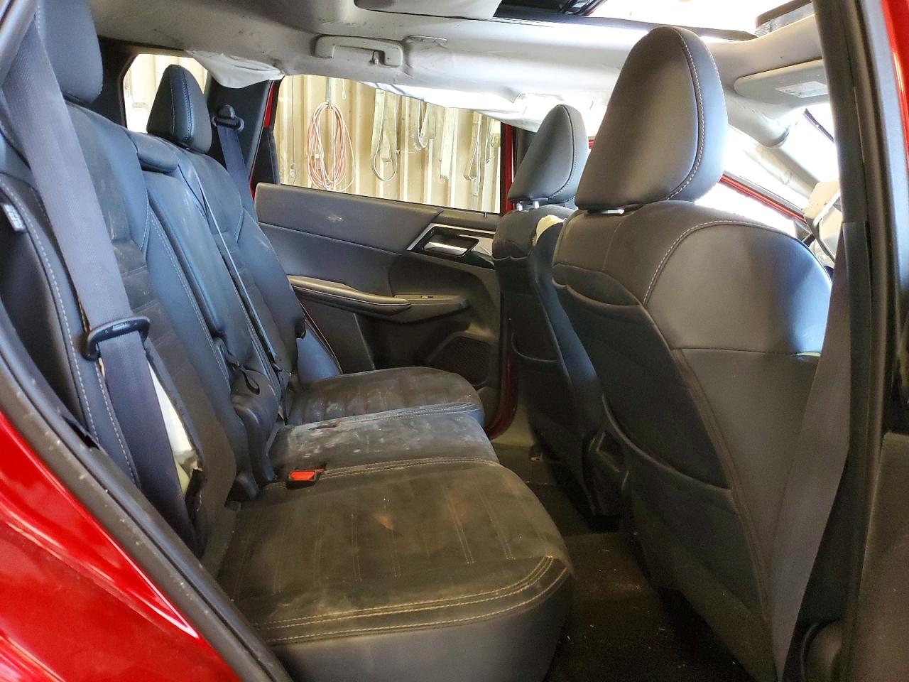 2024 MITSUBISHI OUTLANDER SE photo 31