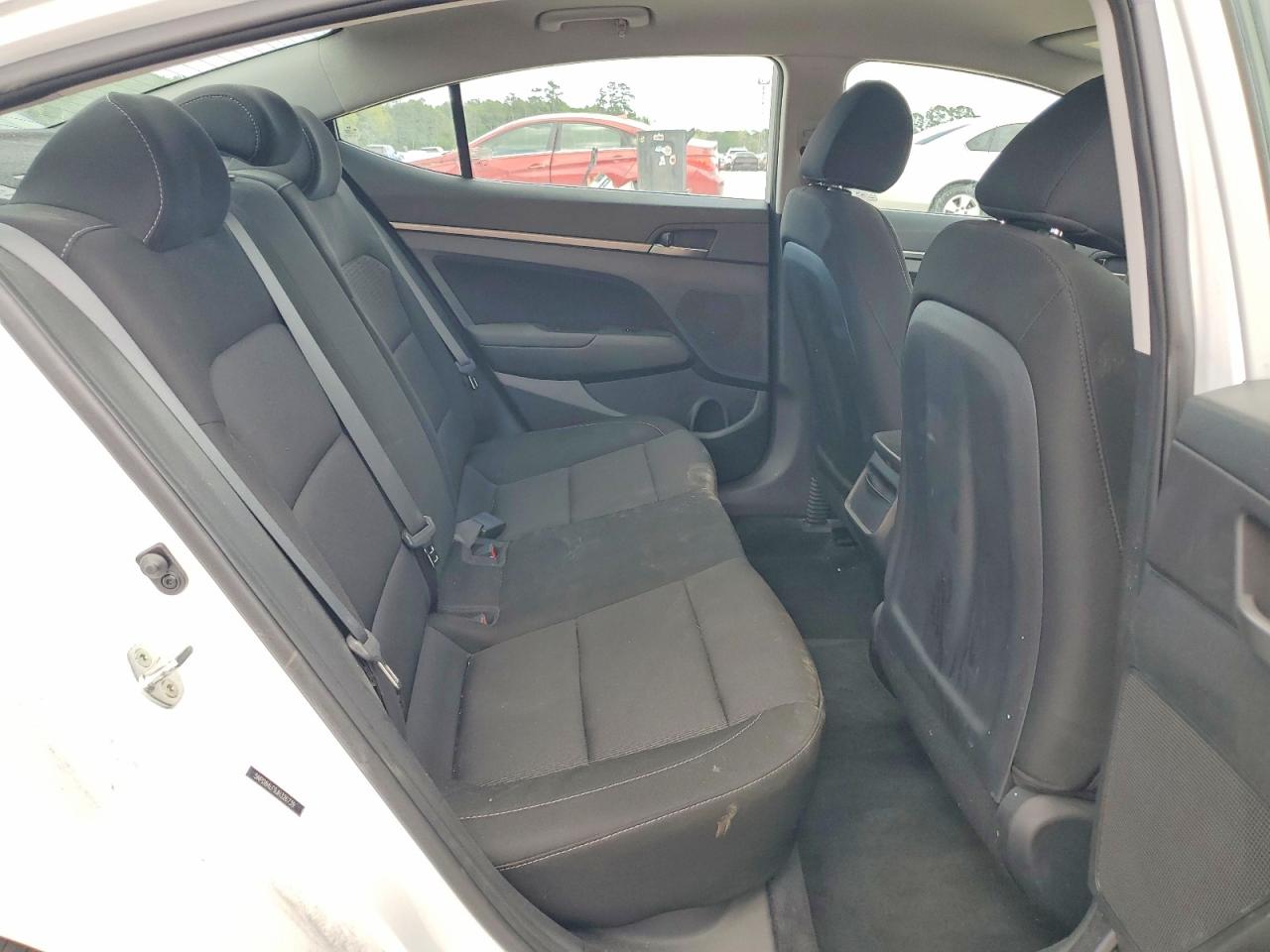 2018 HYUNDAI ELANTRA SEL photo 10