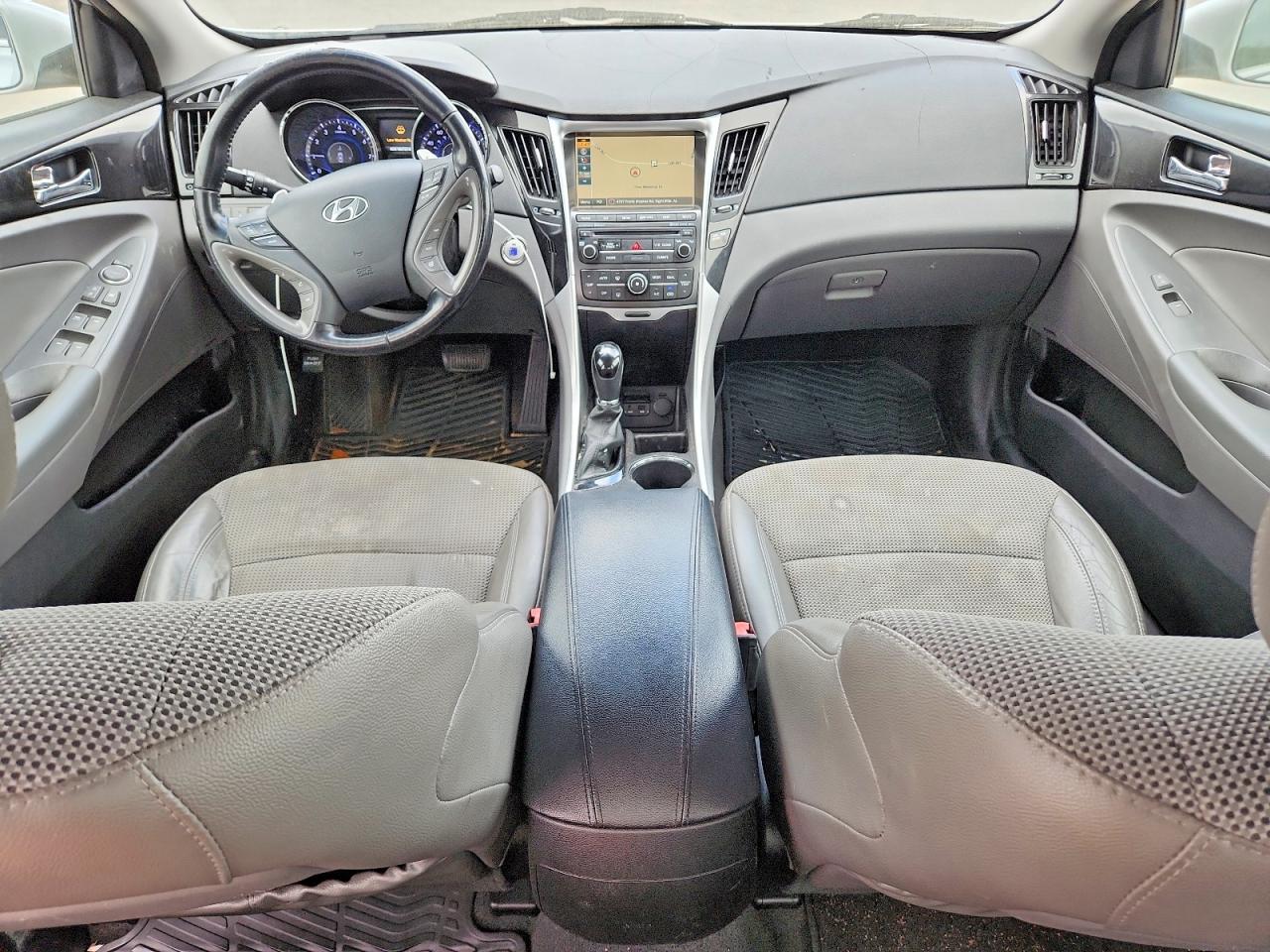 2014 HYUNDAI SONATA SE photo 8
