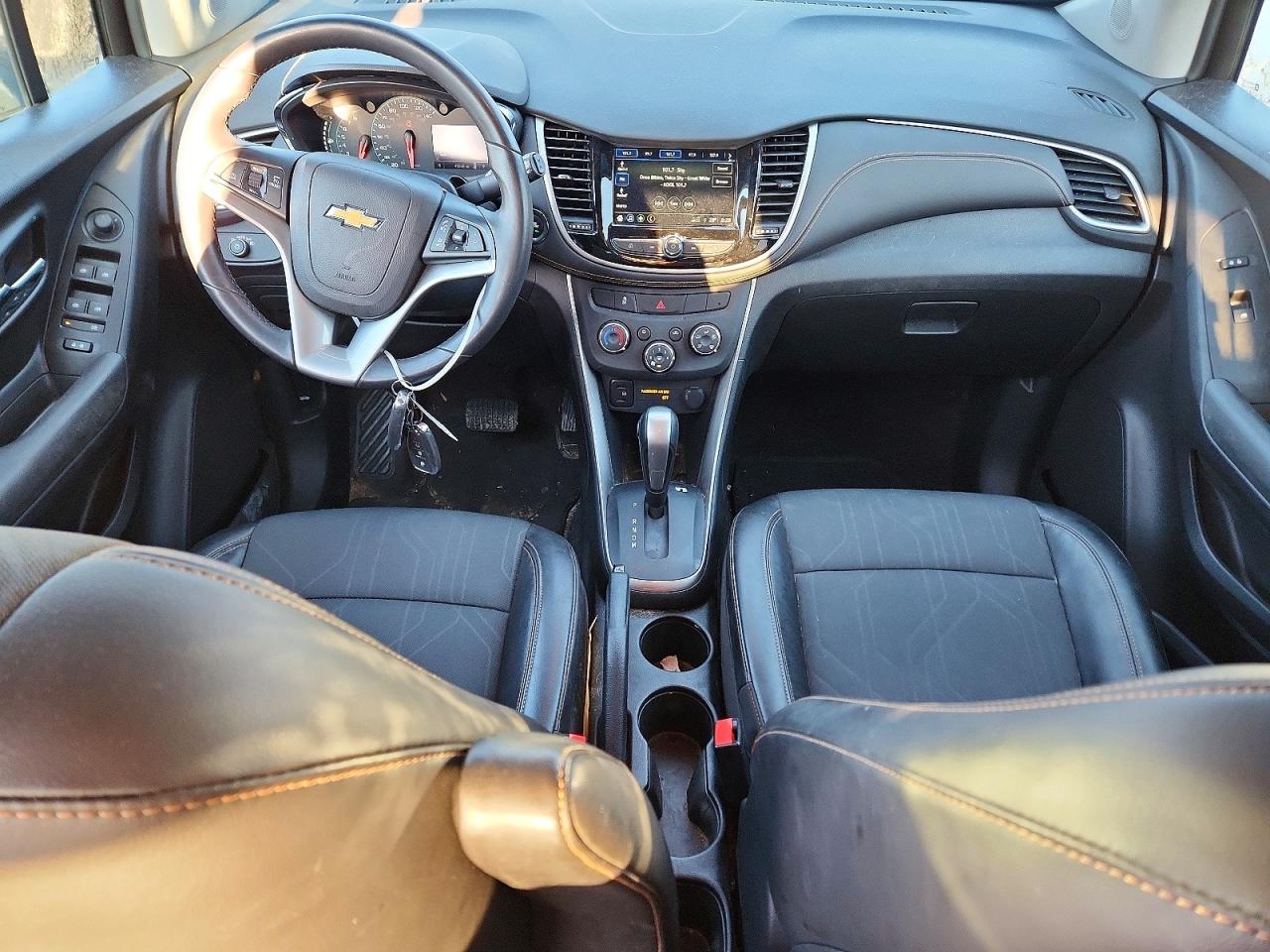 2018 CHEVROLET TRAX 1LT photo 8