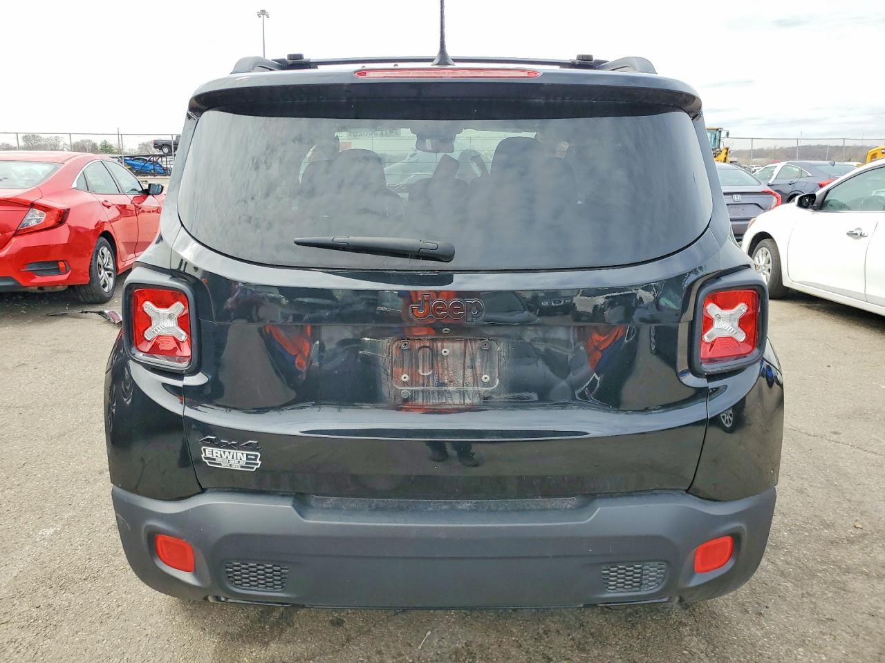 2017 JEEP RENEGADE LATITUDE photo 6