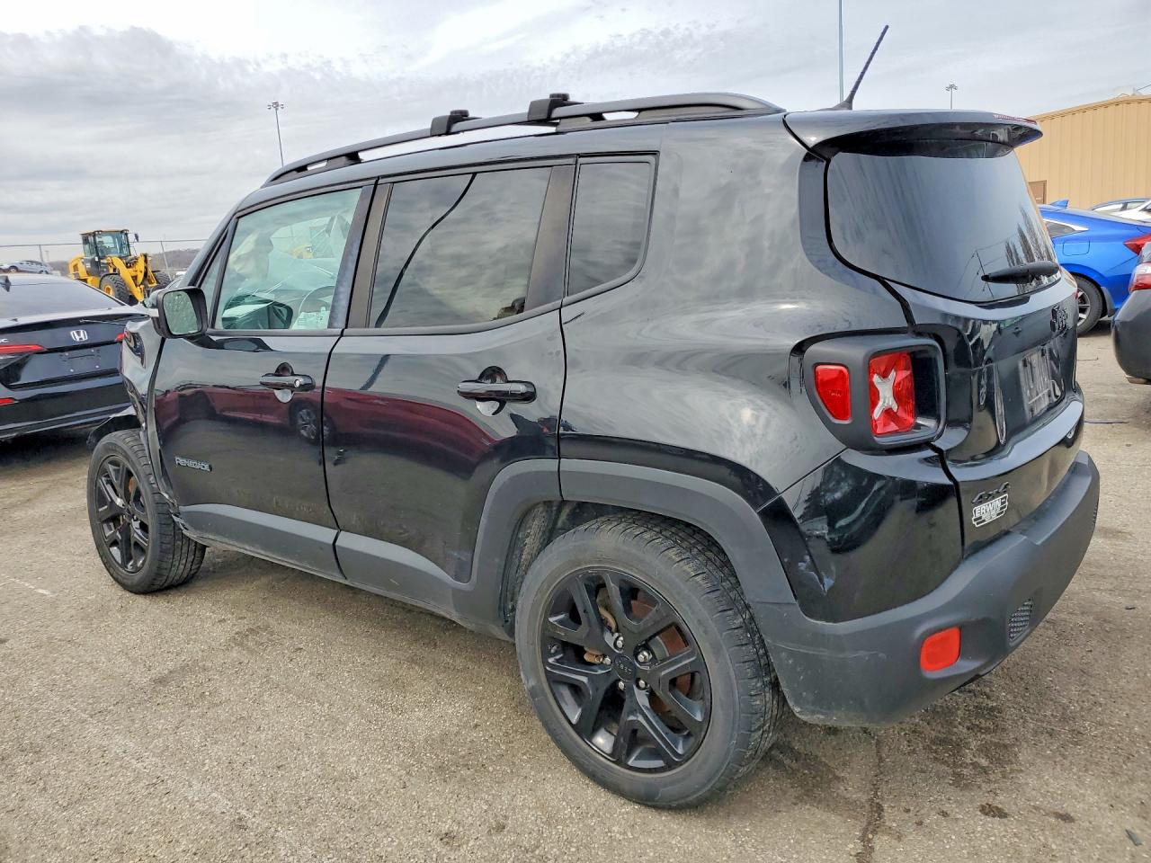 2017 JEEP RENEGADE LATITUDE photo 2