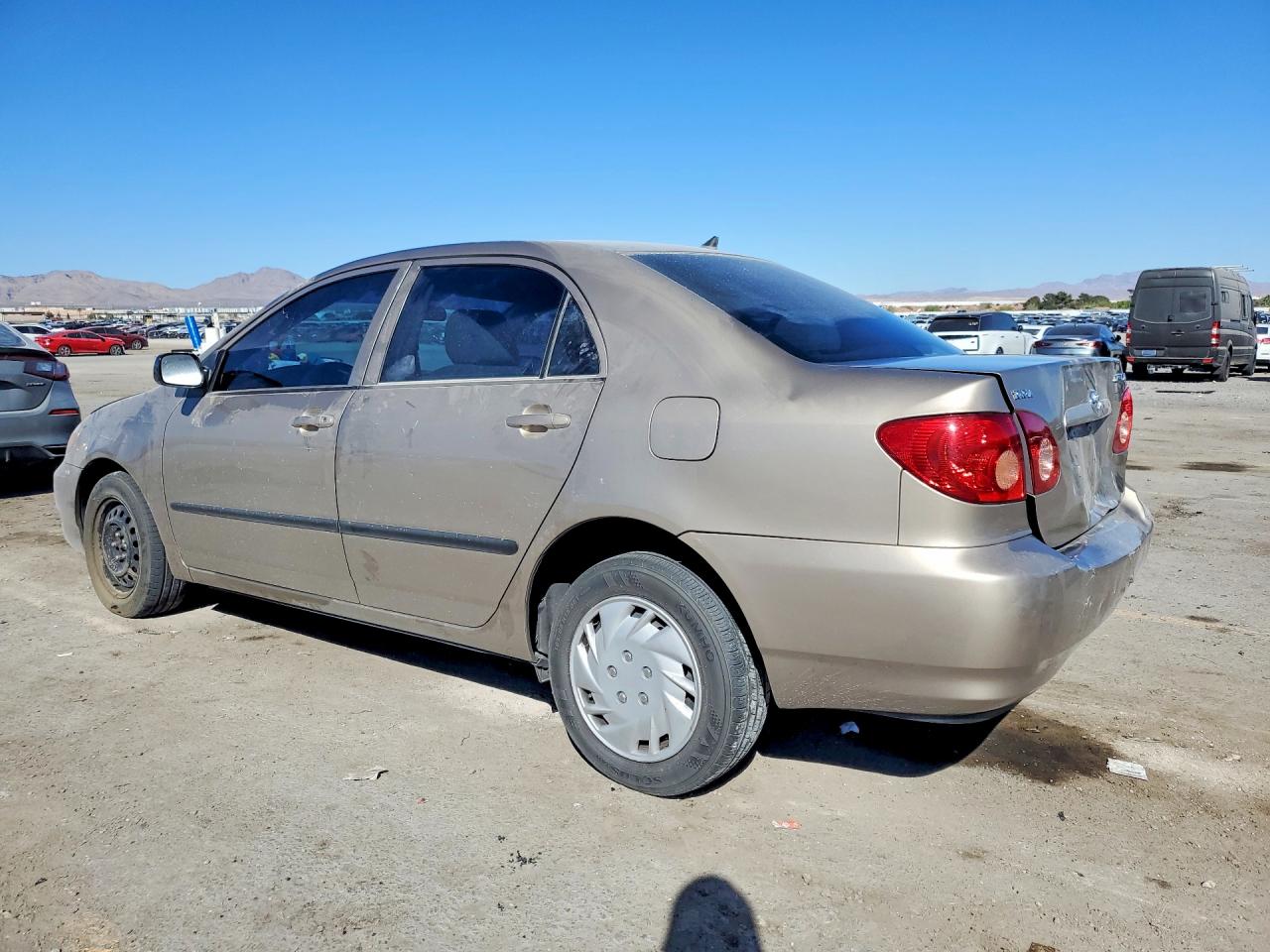 2005 TOYOTA COROLLA CE photo 3