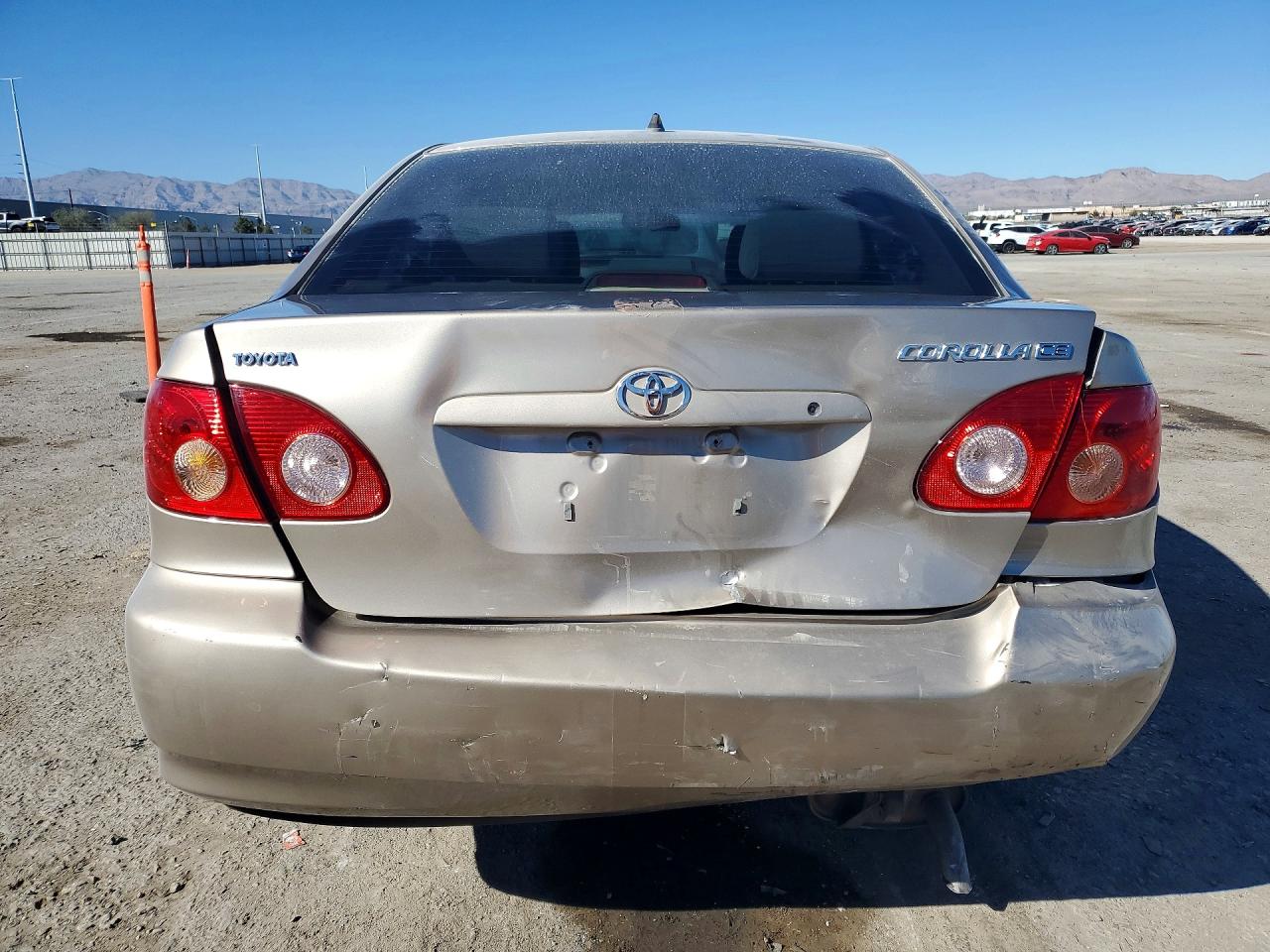 2005 TOYOTA COROLLA CE photo 11