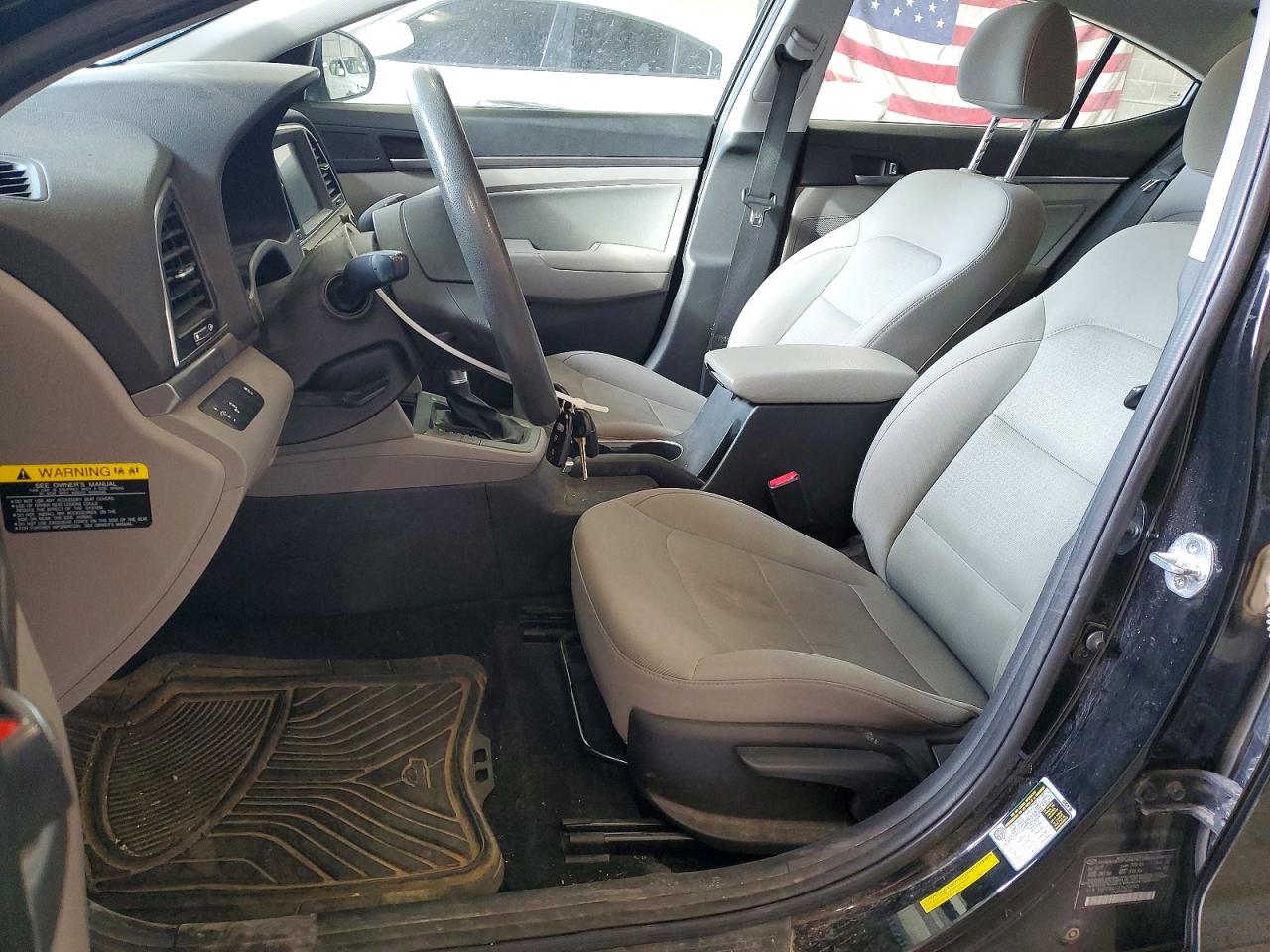 2018 HYUNDAI ELANTRA SEL photo 13