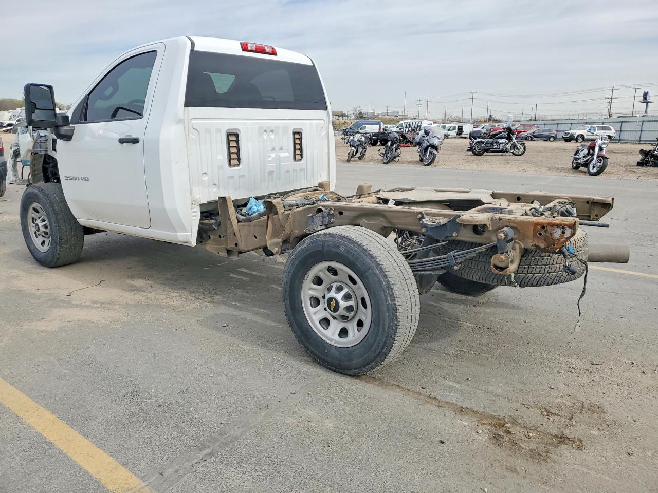 2020 CHEVROLET SILVERADO K3500 photo 3