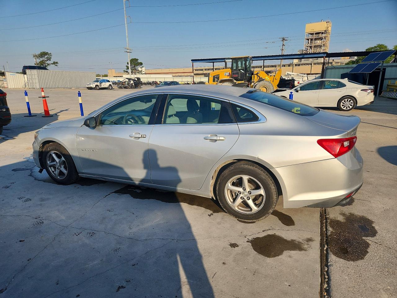 2016 CHEVROLET MALIBU LS photo 2